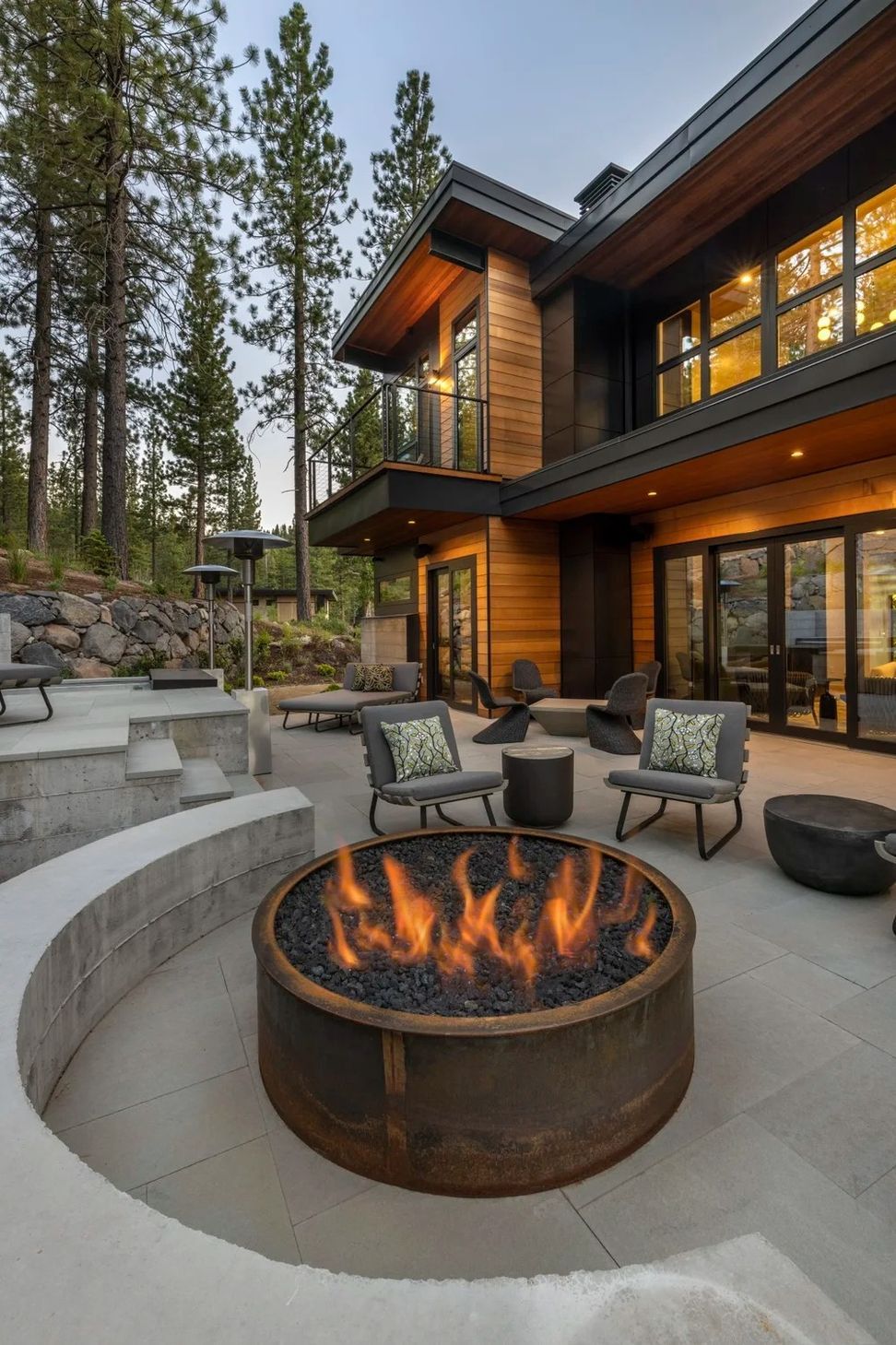 imgi468-Martis-Camp-Realty-Home-652-firepit.jpg