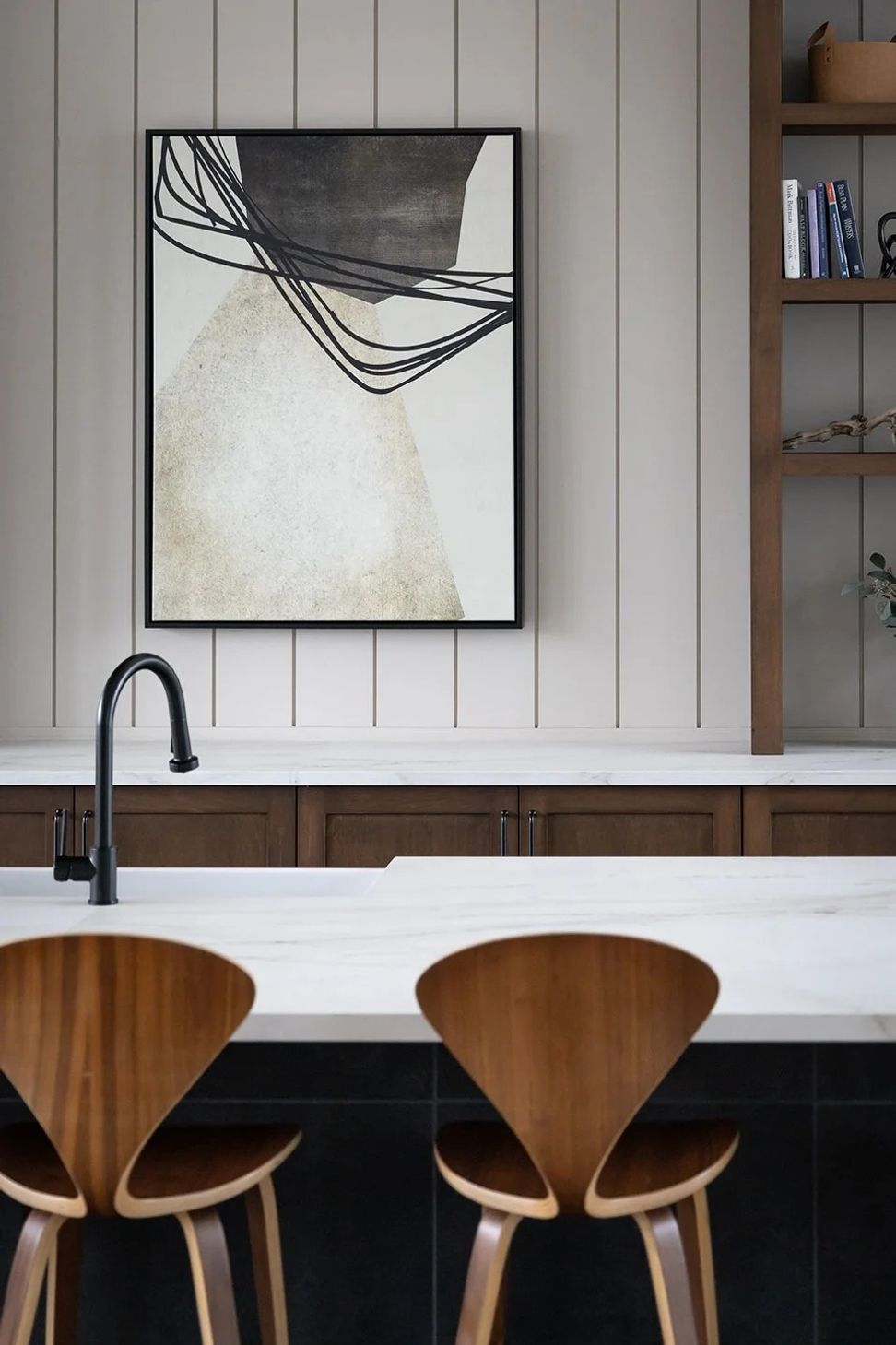 imgi7Dallas-Legacy-multifamily-community-lounge-kitchen.jpg