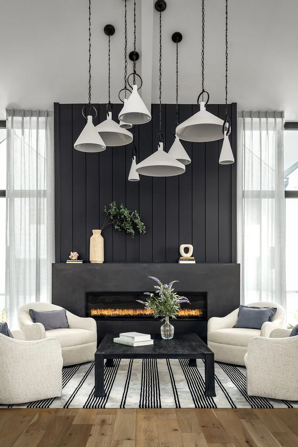 imgi8lounge3.jpg