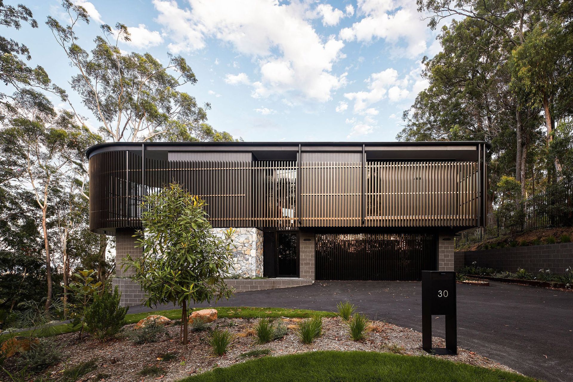 ridge-residence-04.jpg