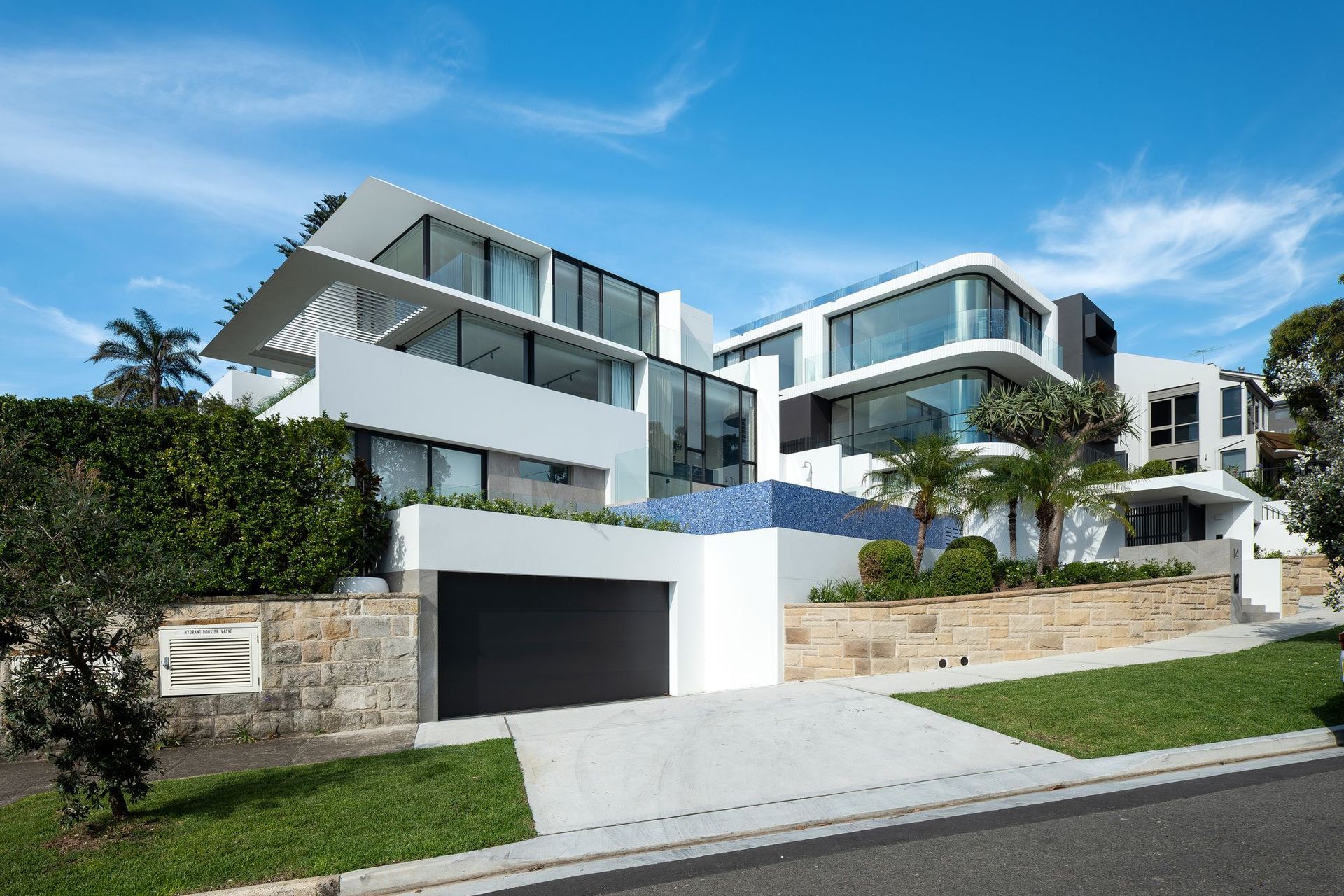 Rose Bay II