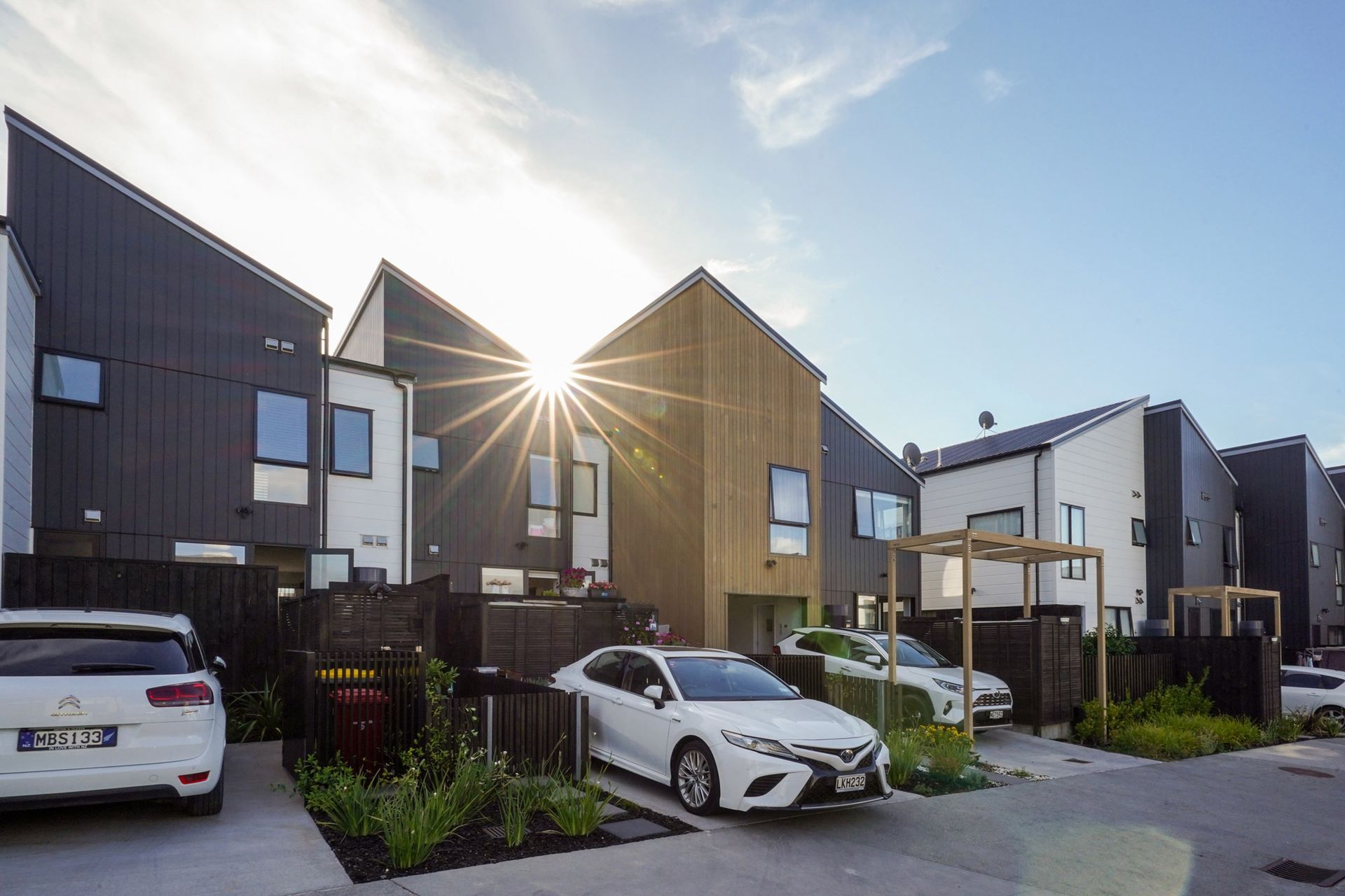 Nugget Avenue Terraces