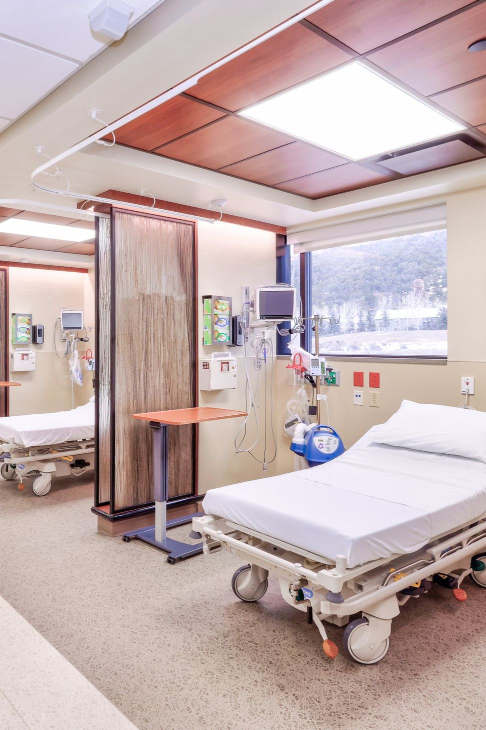 SURGERYCENTER.jpg