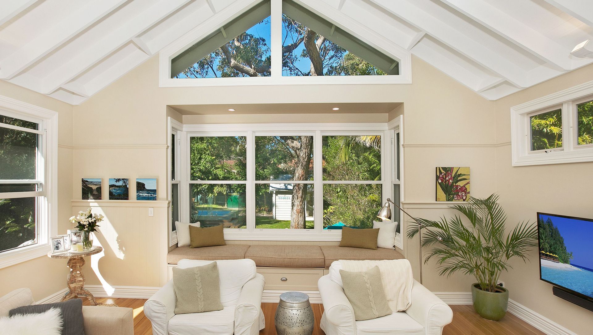 Avalon Hamptons banner