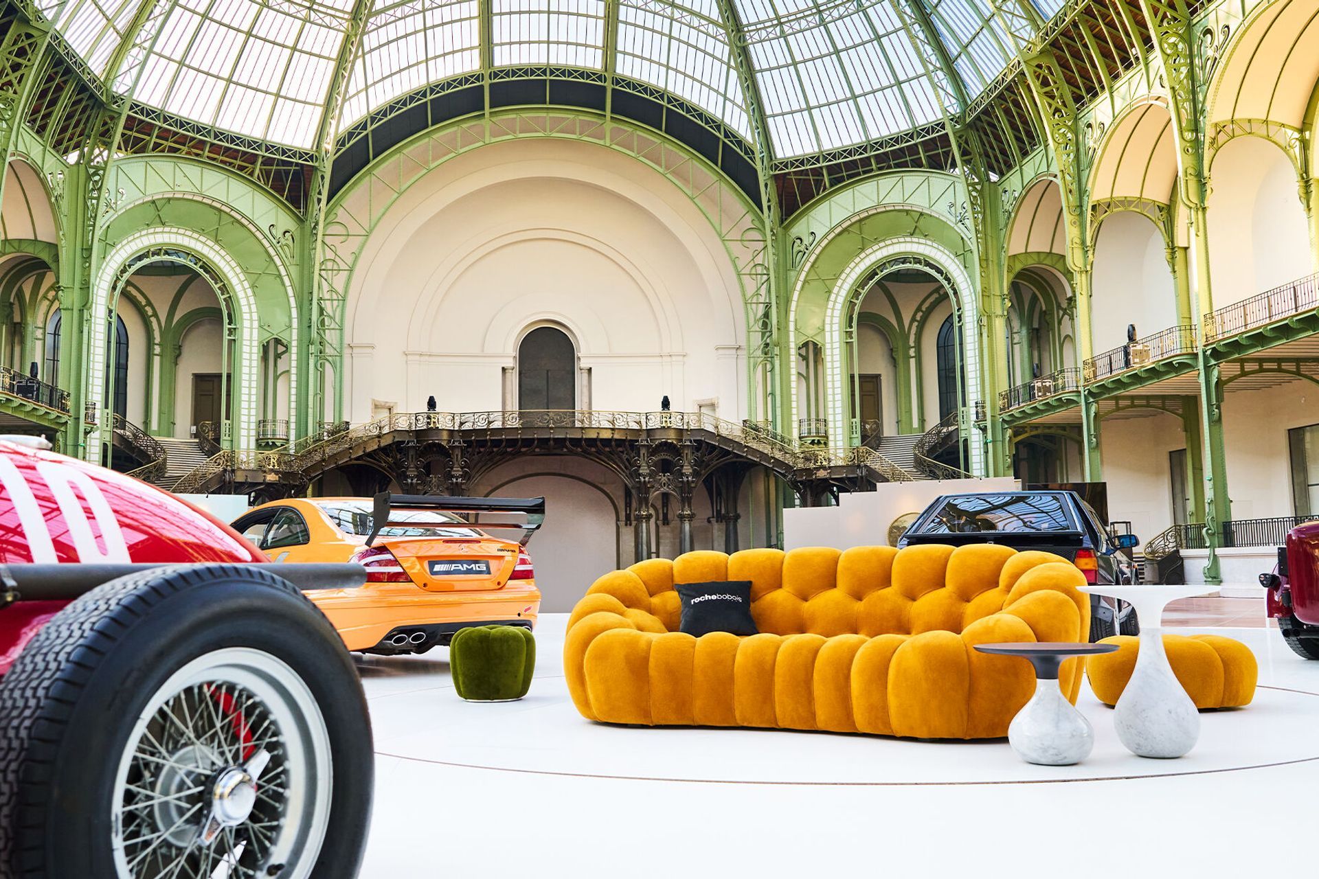 Bonhams-Cars05desk.jpg