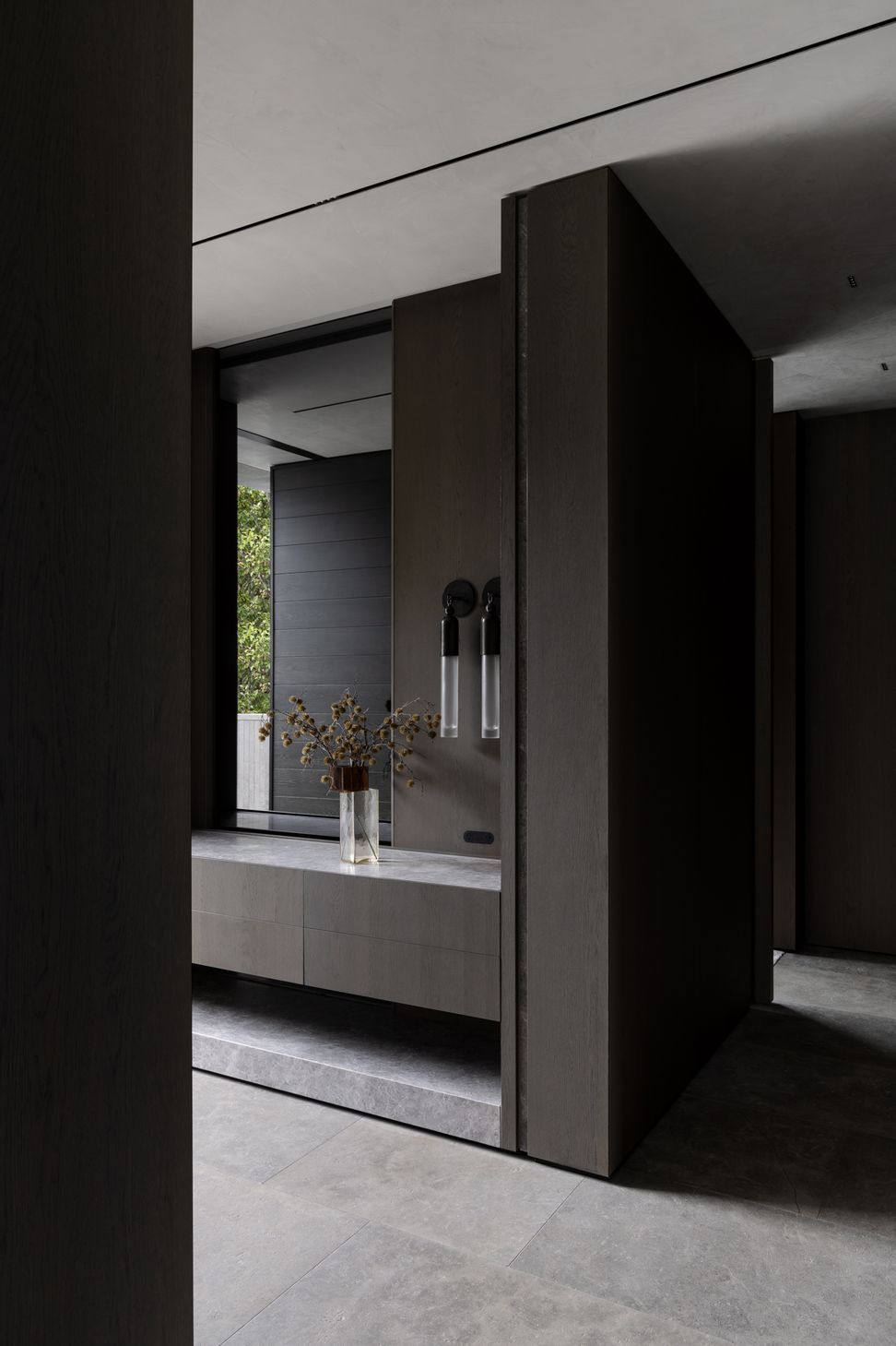 Cliff-House-Lignapal-16354-Vibrant-Oak-Dark-Grey-Finnis-Timothy-Kaye-Kaye0454LR.jpg