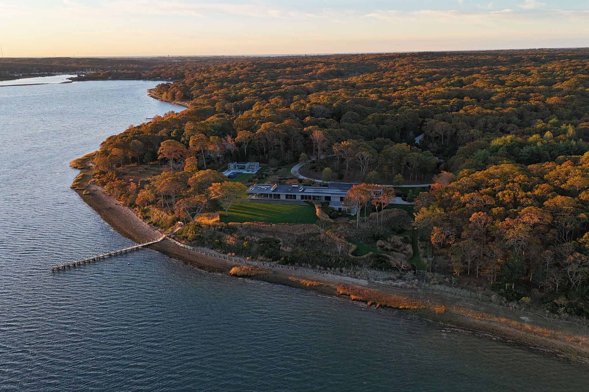 DJI202510270736580483D.JPG