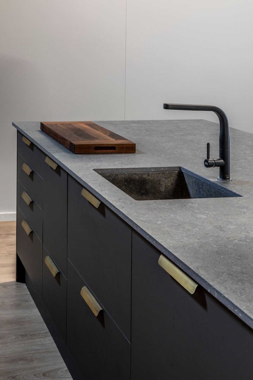 Paton-Kitchens-Showroommarengo-and-Techno-1.jpg
