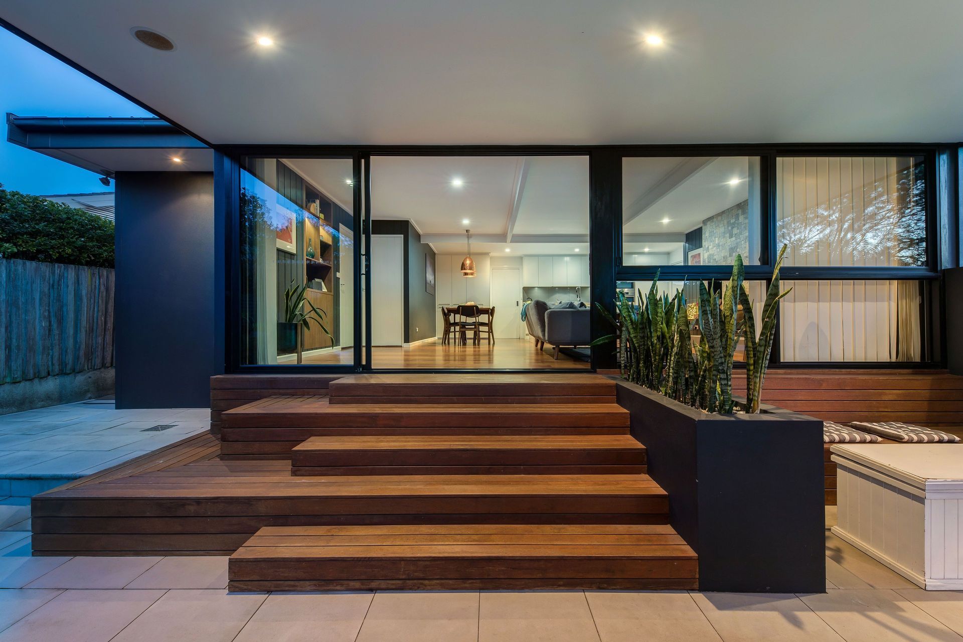 iPH5JILLIBYPLACEBELROSE-9.jpg