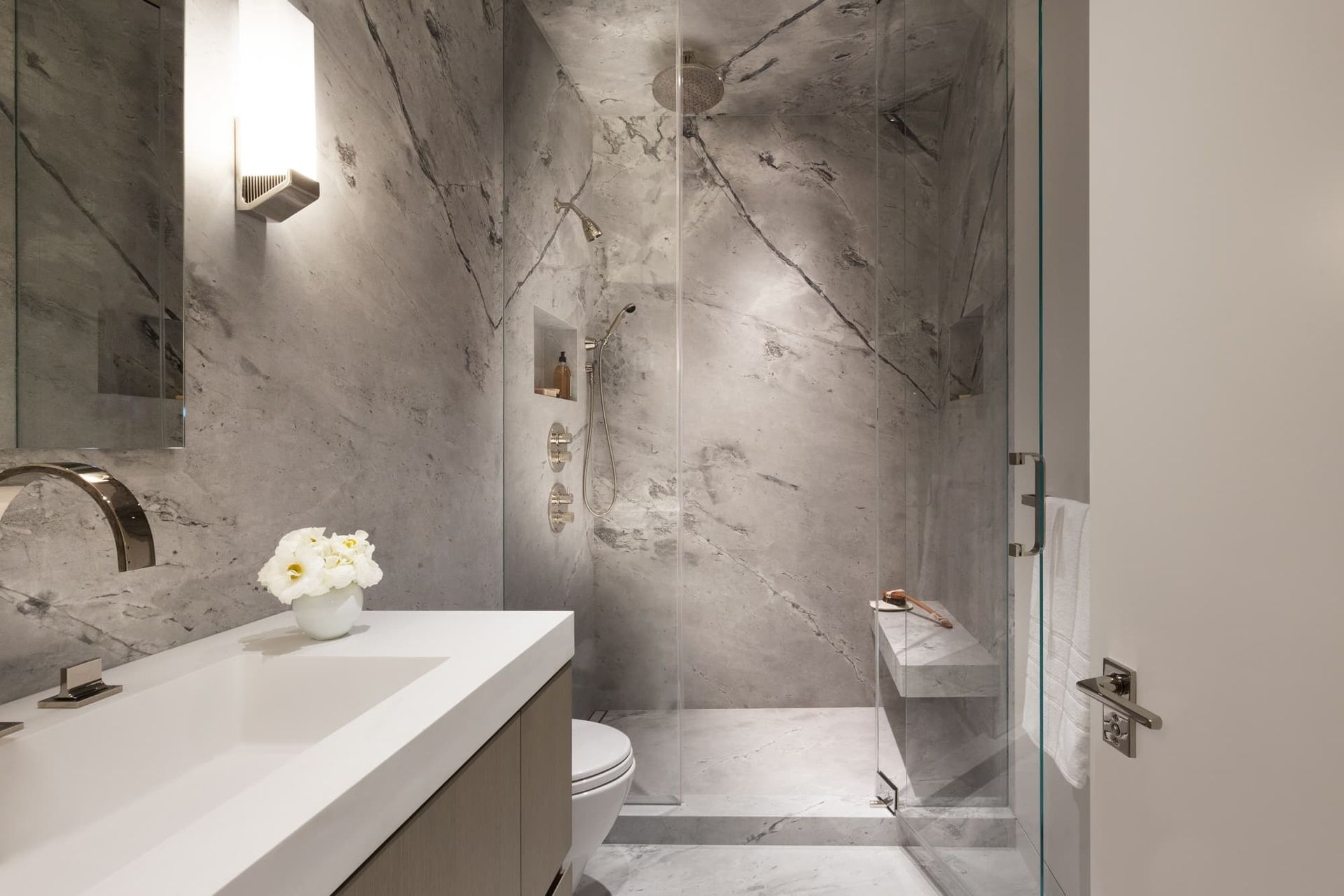 imgi1310-Guest-Bath.jpg