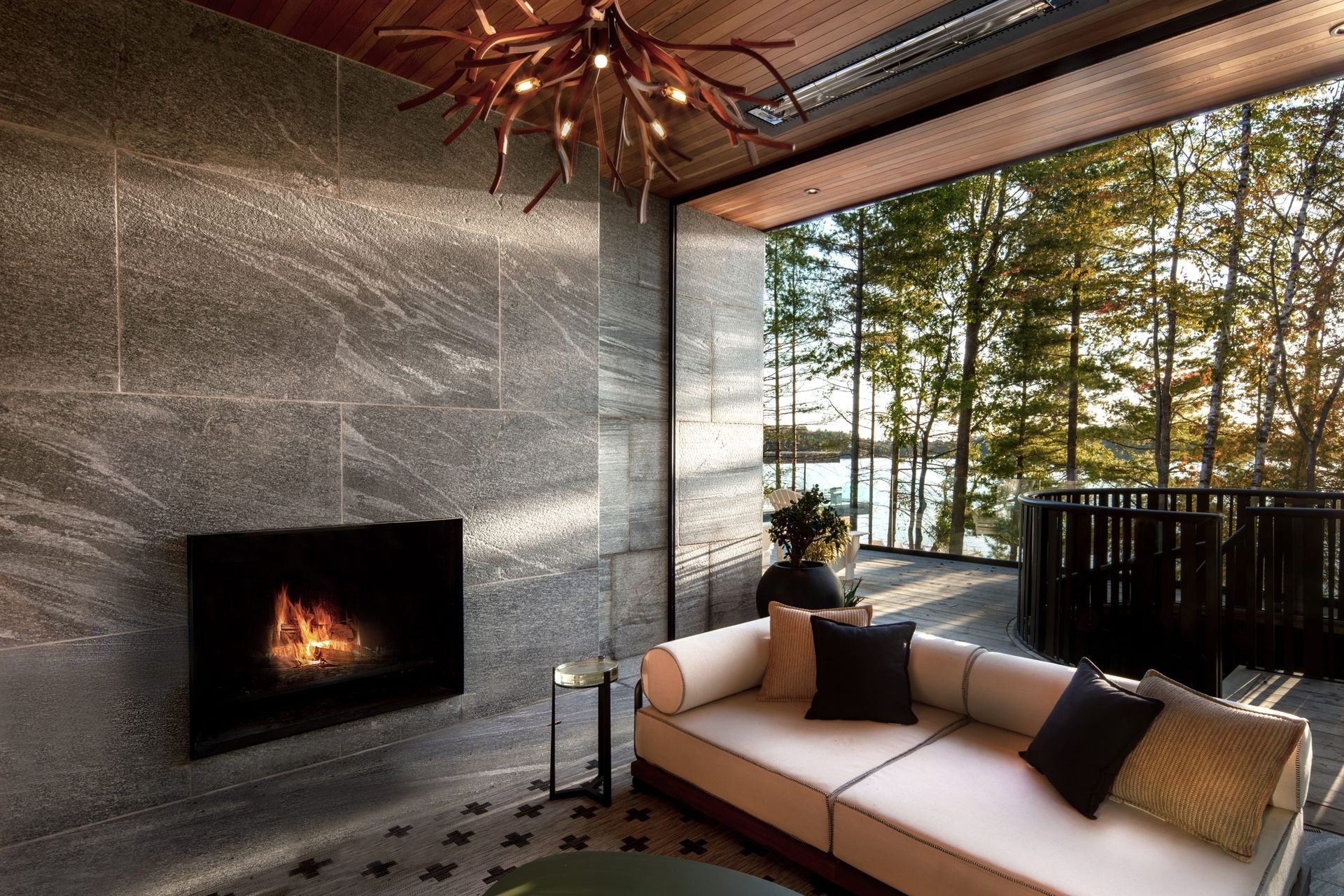 imgi13MORGAN-COTTAGE-COTTAGE-FIREPLACE-IMG2648-scaled.jpg
