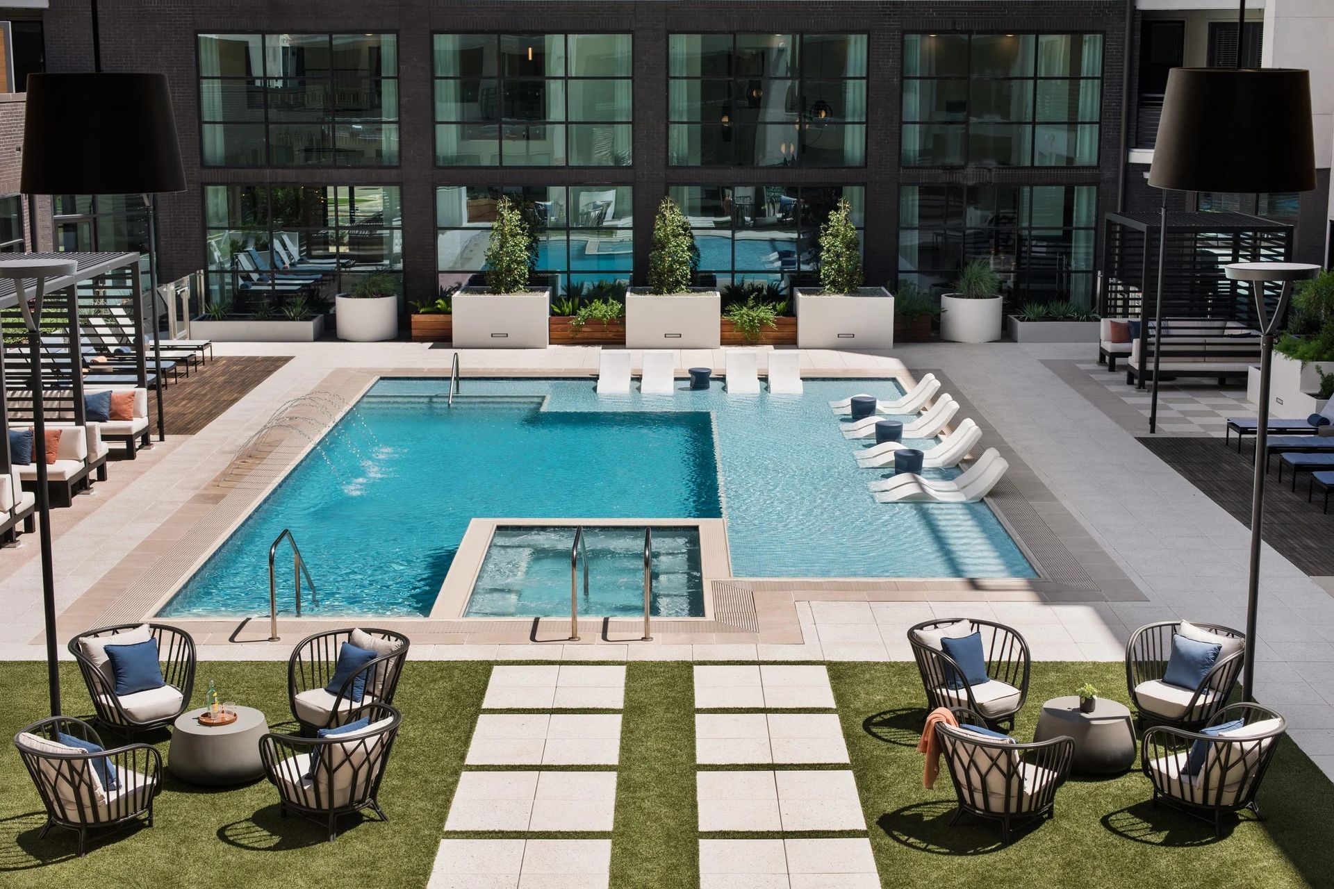 imgi18Anderson-pool-overhead.jpg