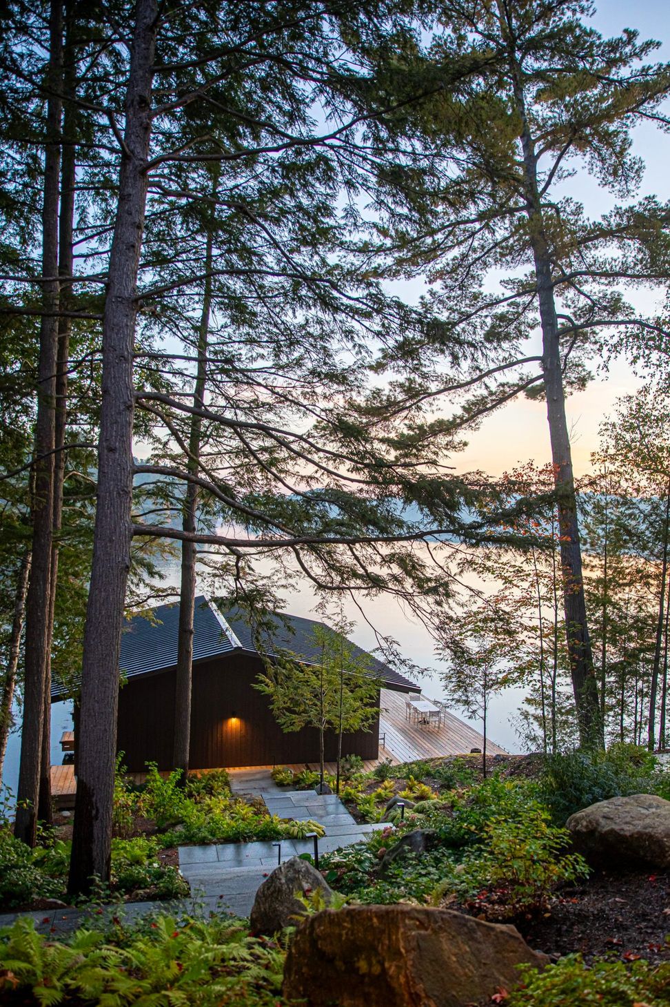 imgi18SLANT-CABIN-COTTAGE-09-scaled.jpg