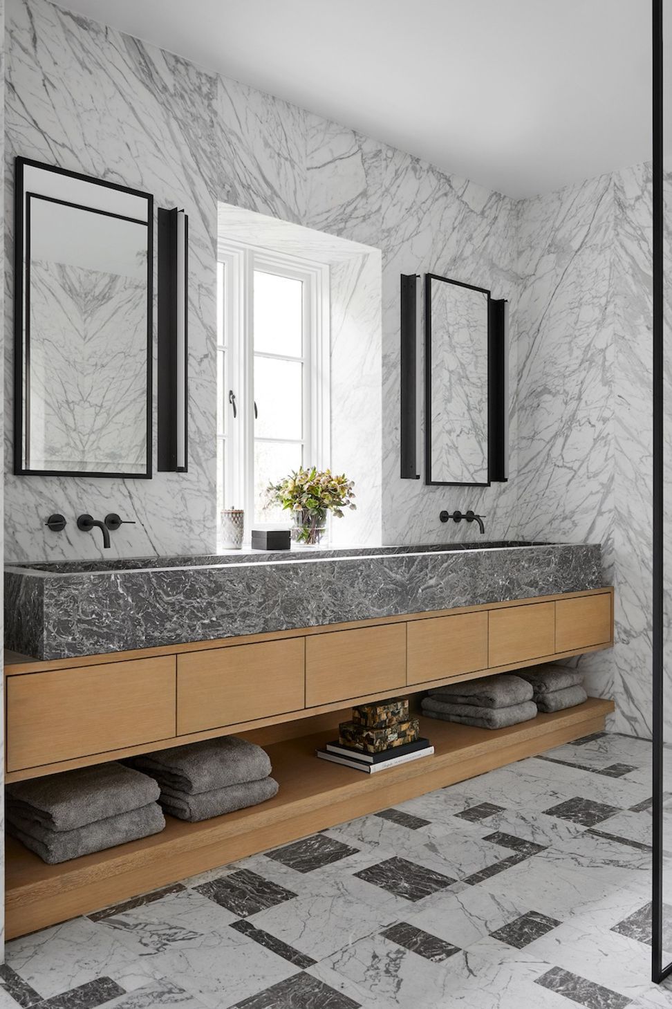 imgi19BakerSt112.jpg