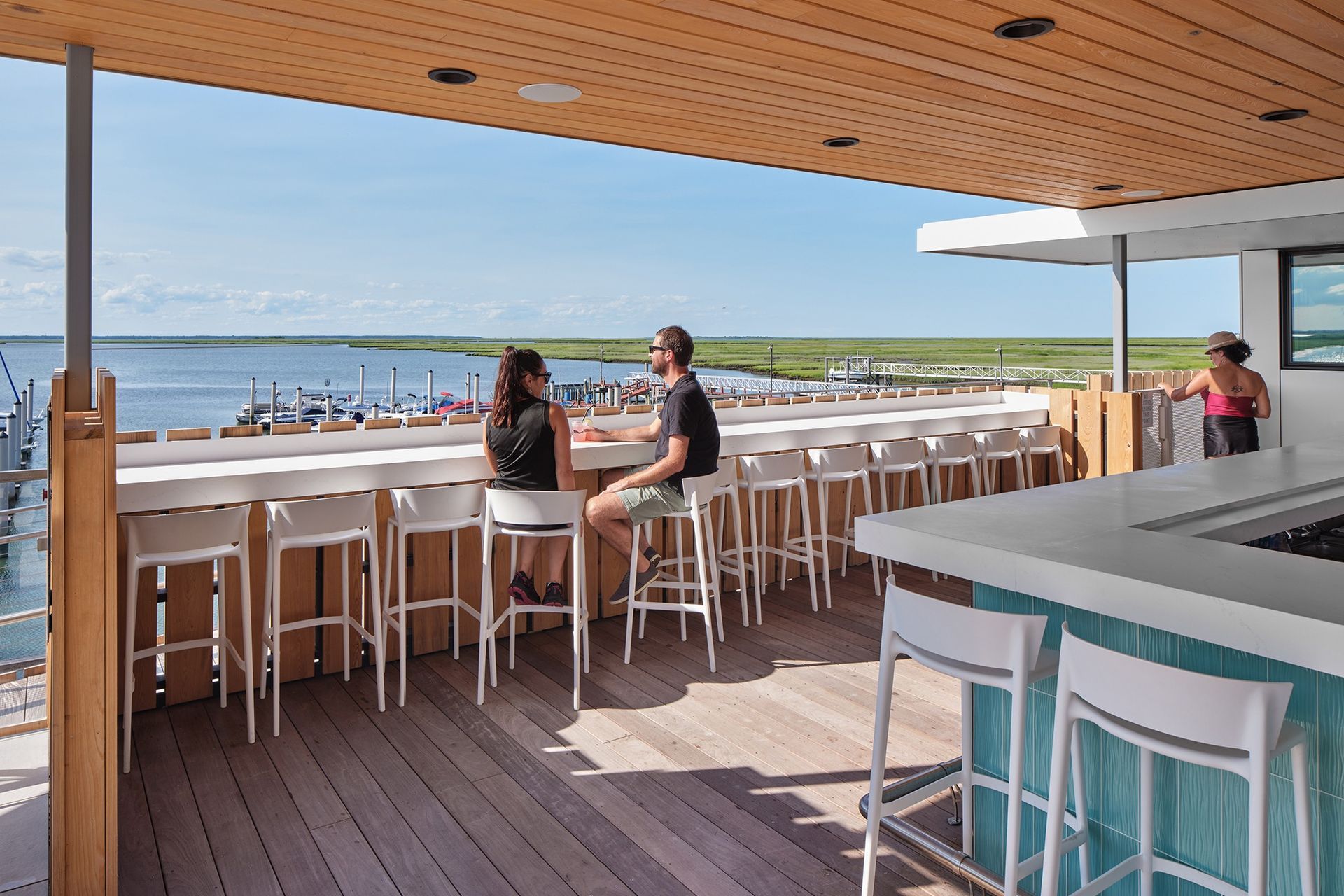 imgi19brigantine-marina-paddle-club-outdoor-bar-bayview.jpg