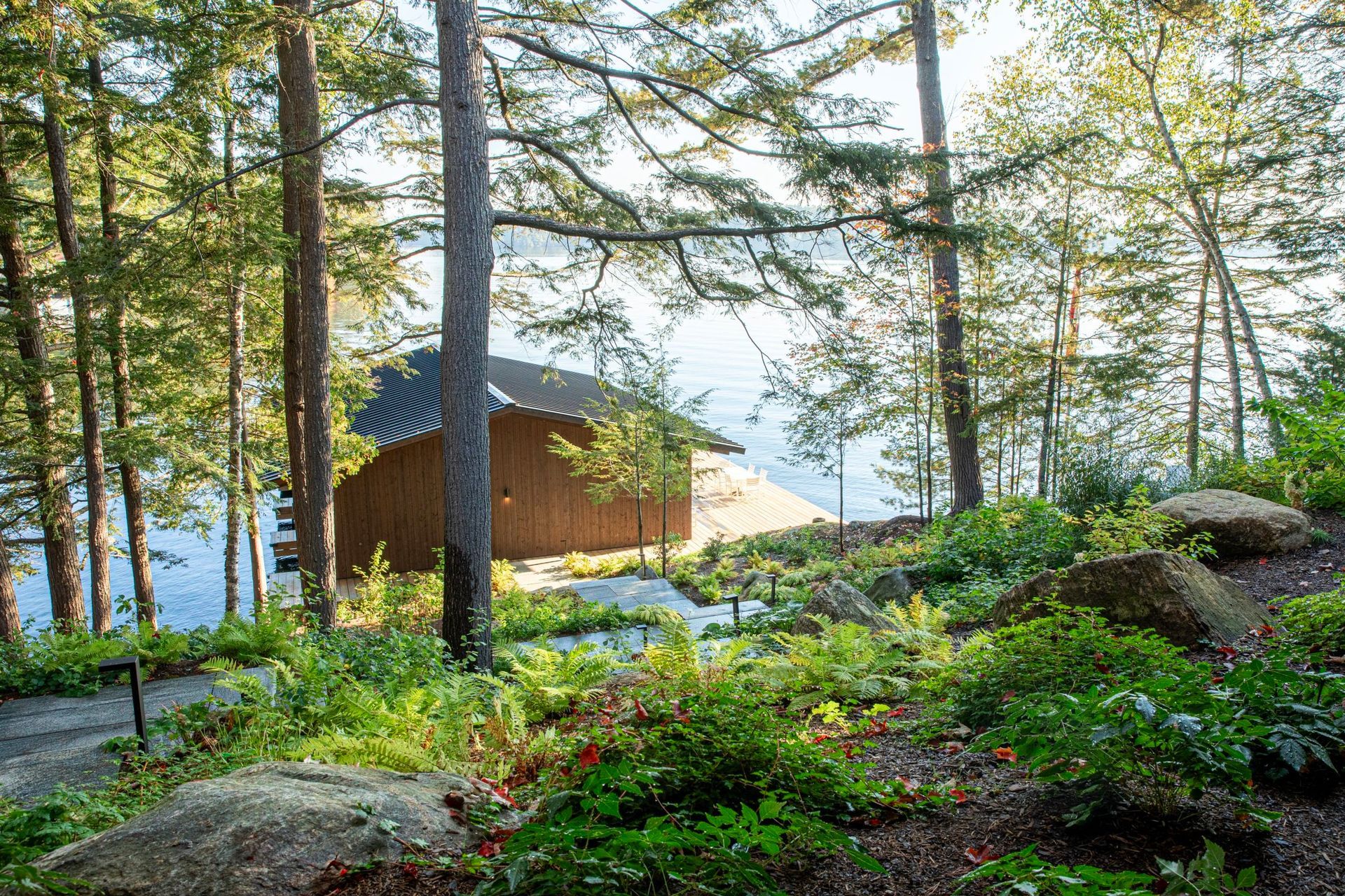 imgi23SLANT-CABIN-COTTAGE-19-scaled.jpg