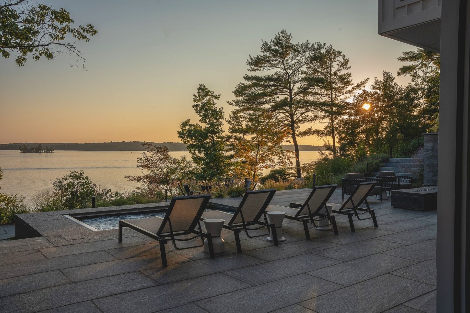 imgi23Sandy-bay-cottage-2-18.jpg