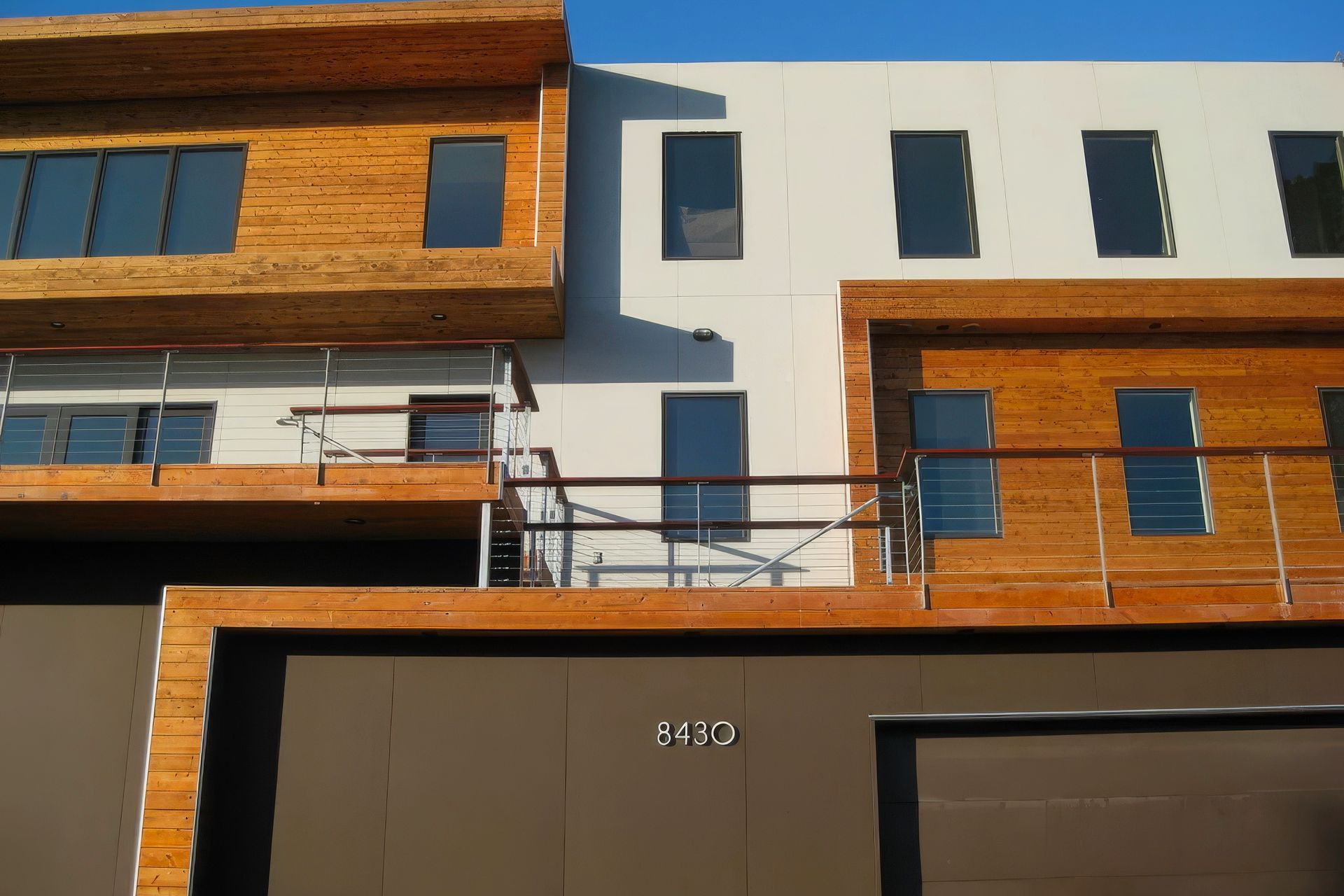 imgi28house0309118-upscaled-by-Replicate.jpg