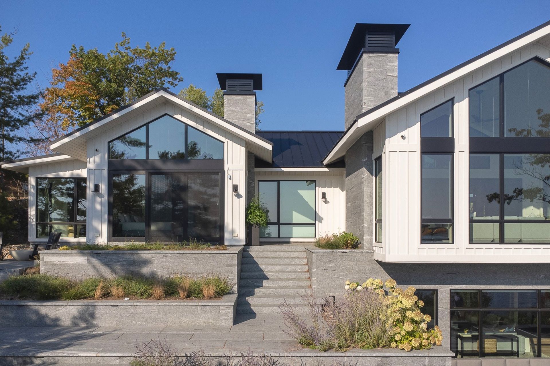 imgi29Sandy-bay-cottage-2-11.jpg