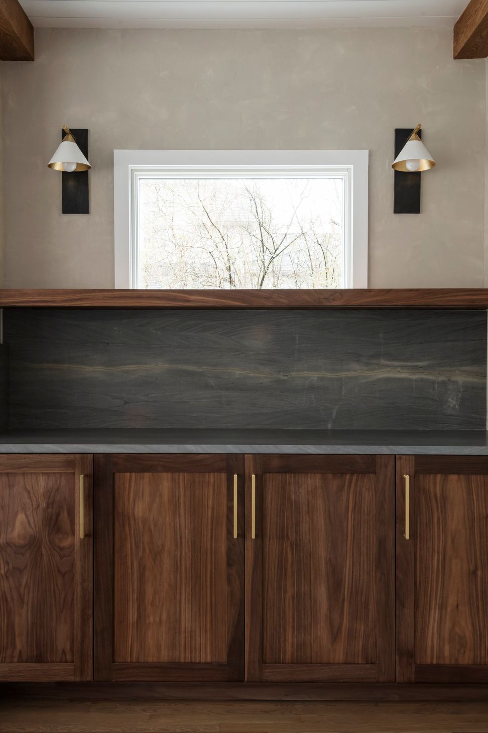 imgi2HearthHouse1.jpg