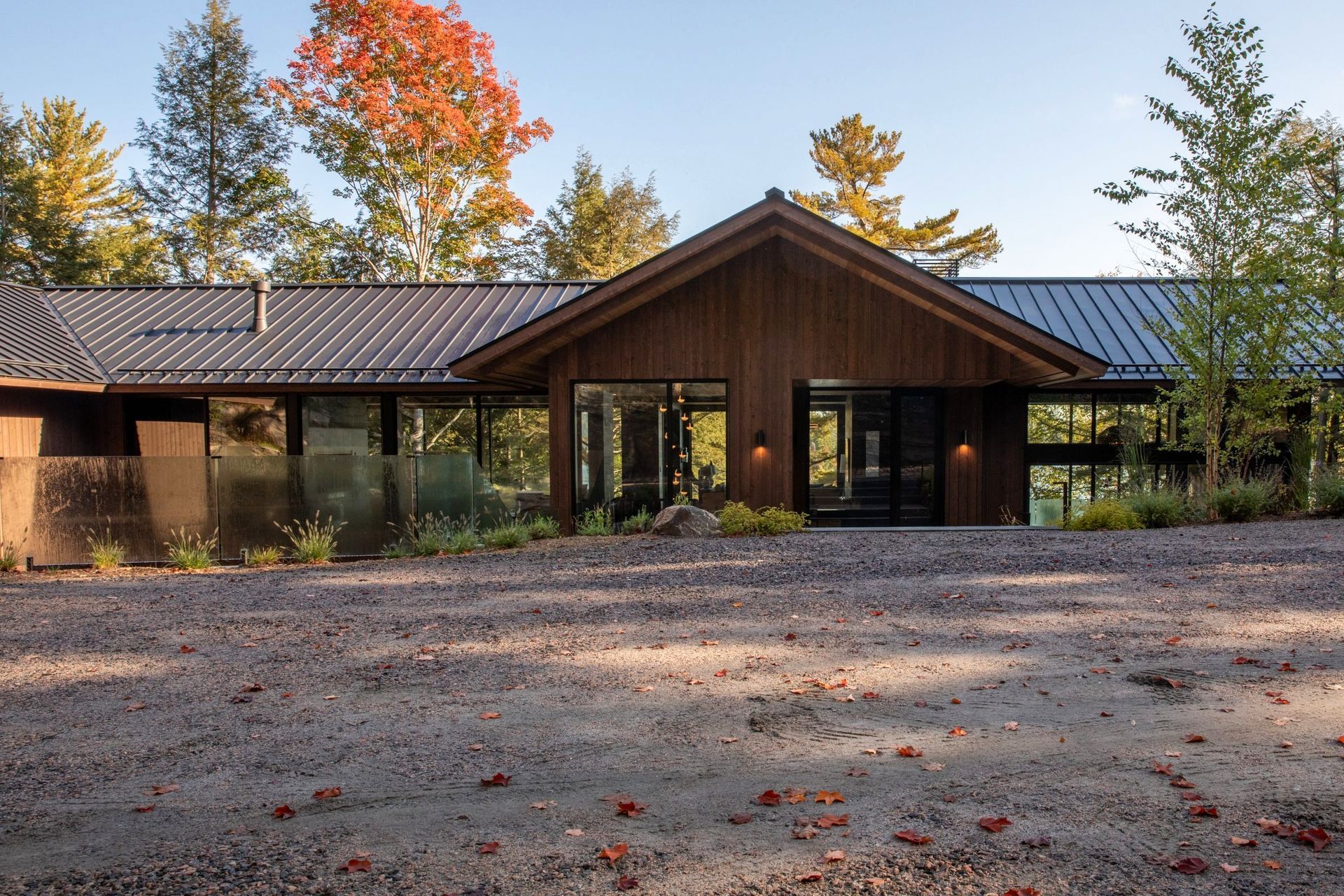 imgi40SLANT-CABIN-COTTAGE-40-scaled.jpg
