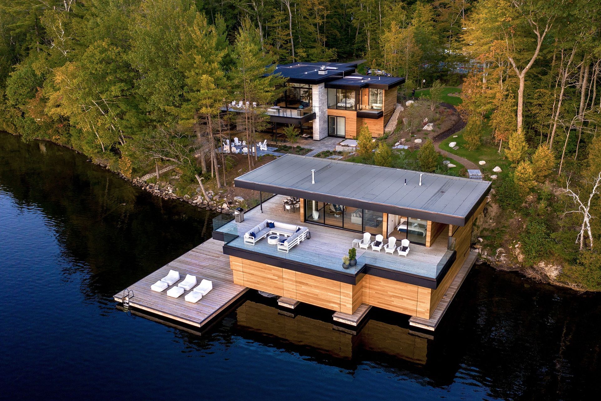 imgi5MORGAN-COTTAGE-DRONE-BOATHOUSE-VIEW-DJI0434.jpg