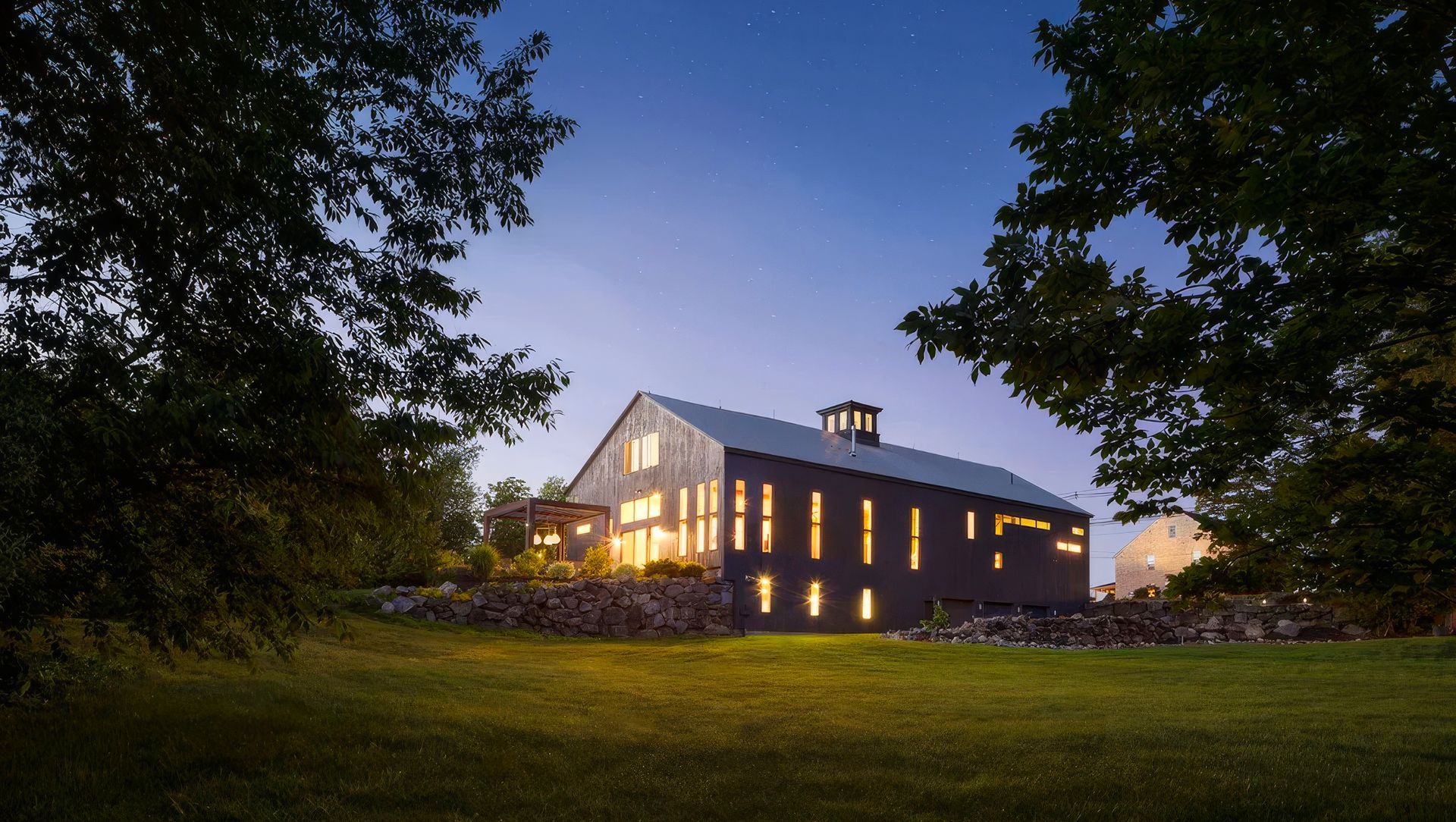 Barn House banner