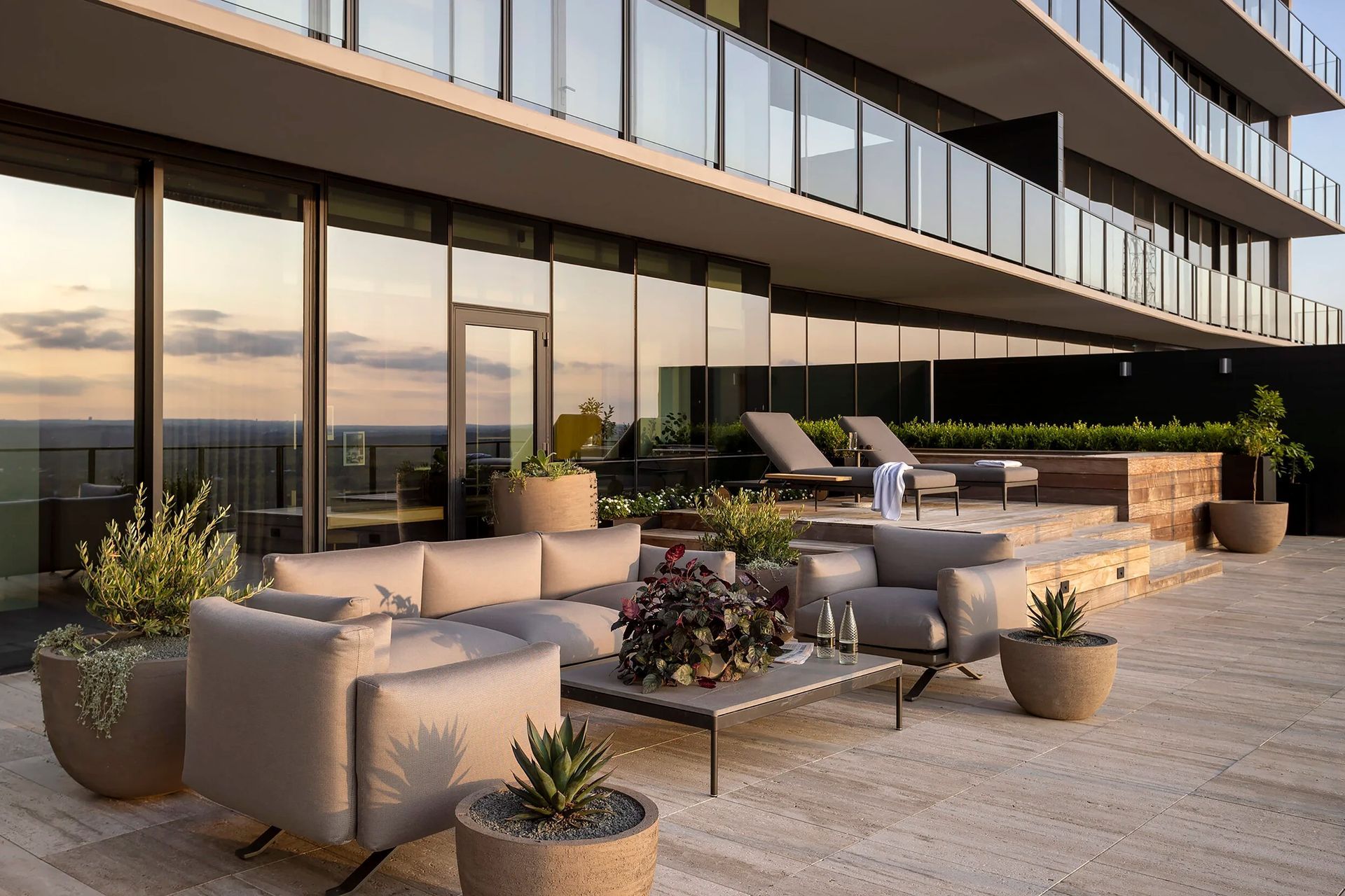 imgi73Terrace.jpg