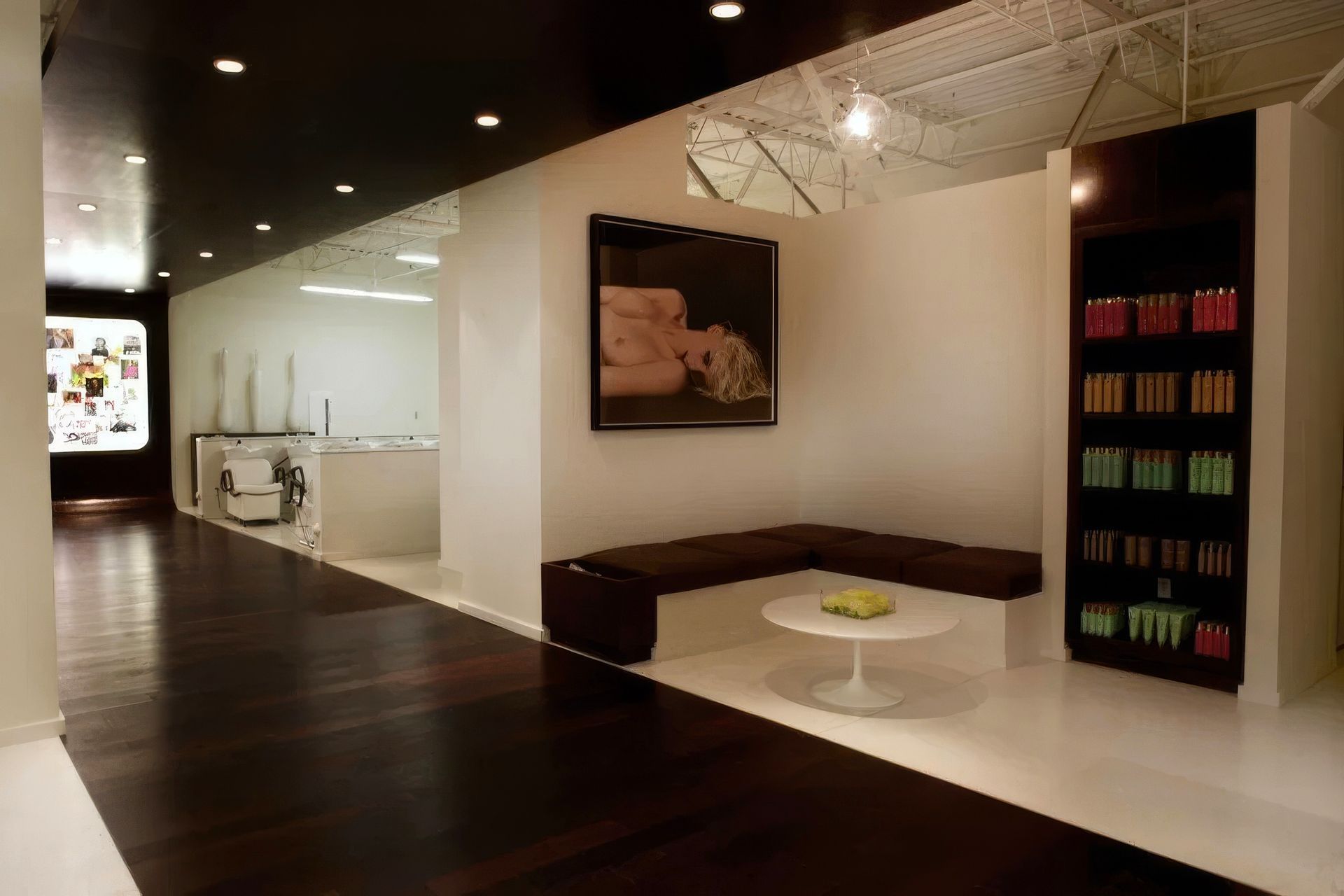 sally-hershberger-salon-89-1030x685-ap-compressed-upscaled-by-Replicate.jpg