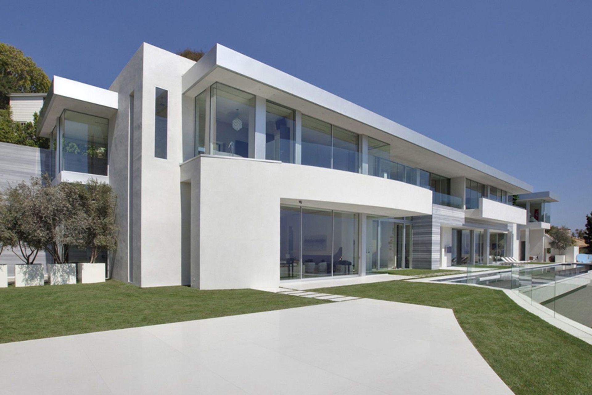 sarbonneroadresidence3.jpeg