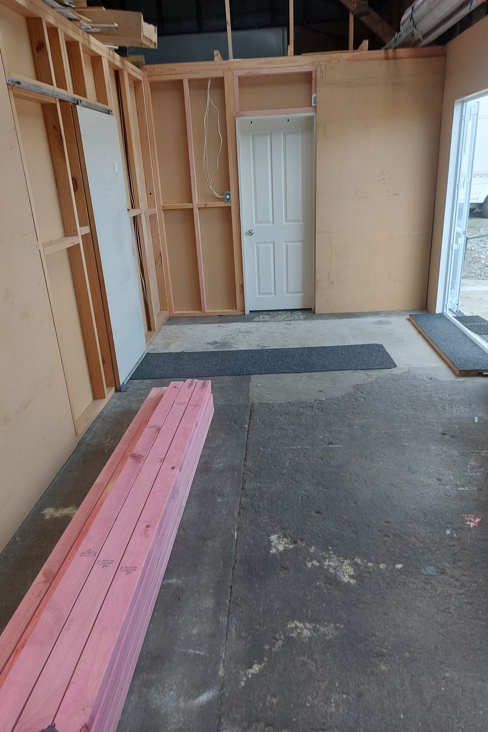 Hampden - Commercial, create office and storage space