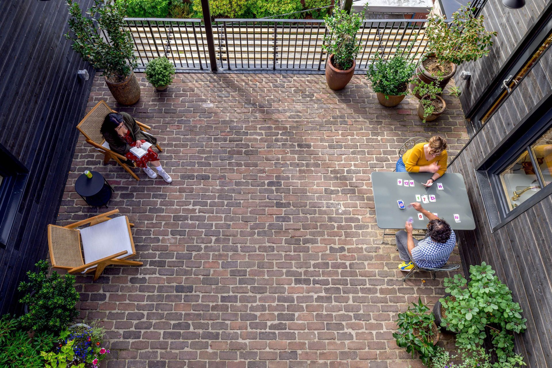 Shared-RoofJA-MultifamilyPhoto-by-Andrew-Storey8.jpg