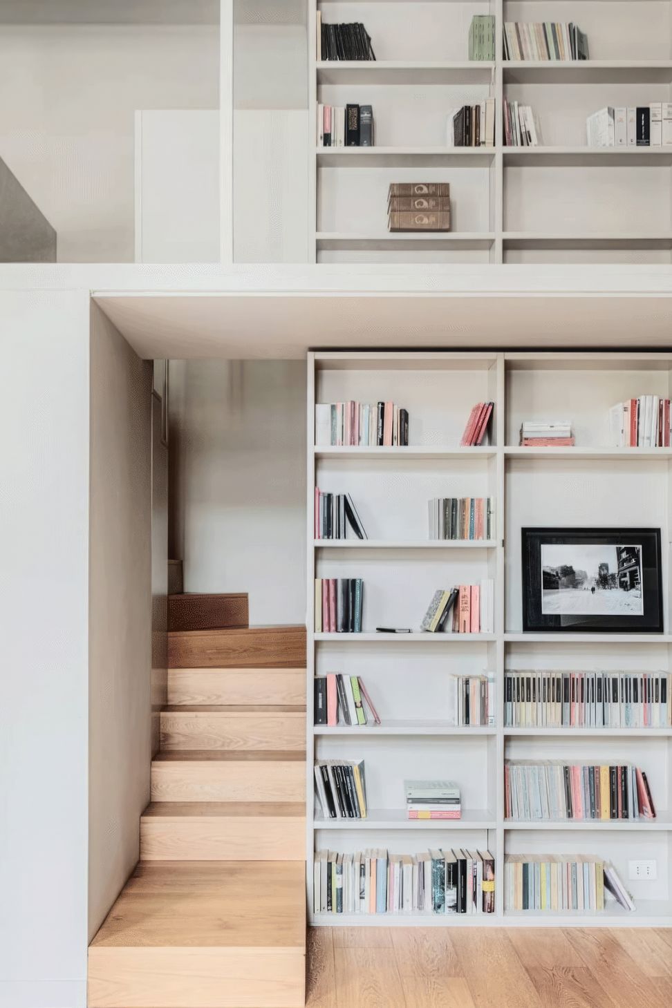 conte-verde-project-stairs-gigapixel-standard-1950w.jpeg