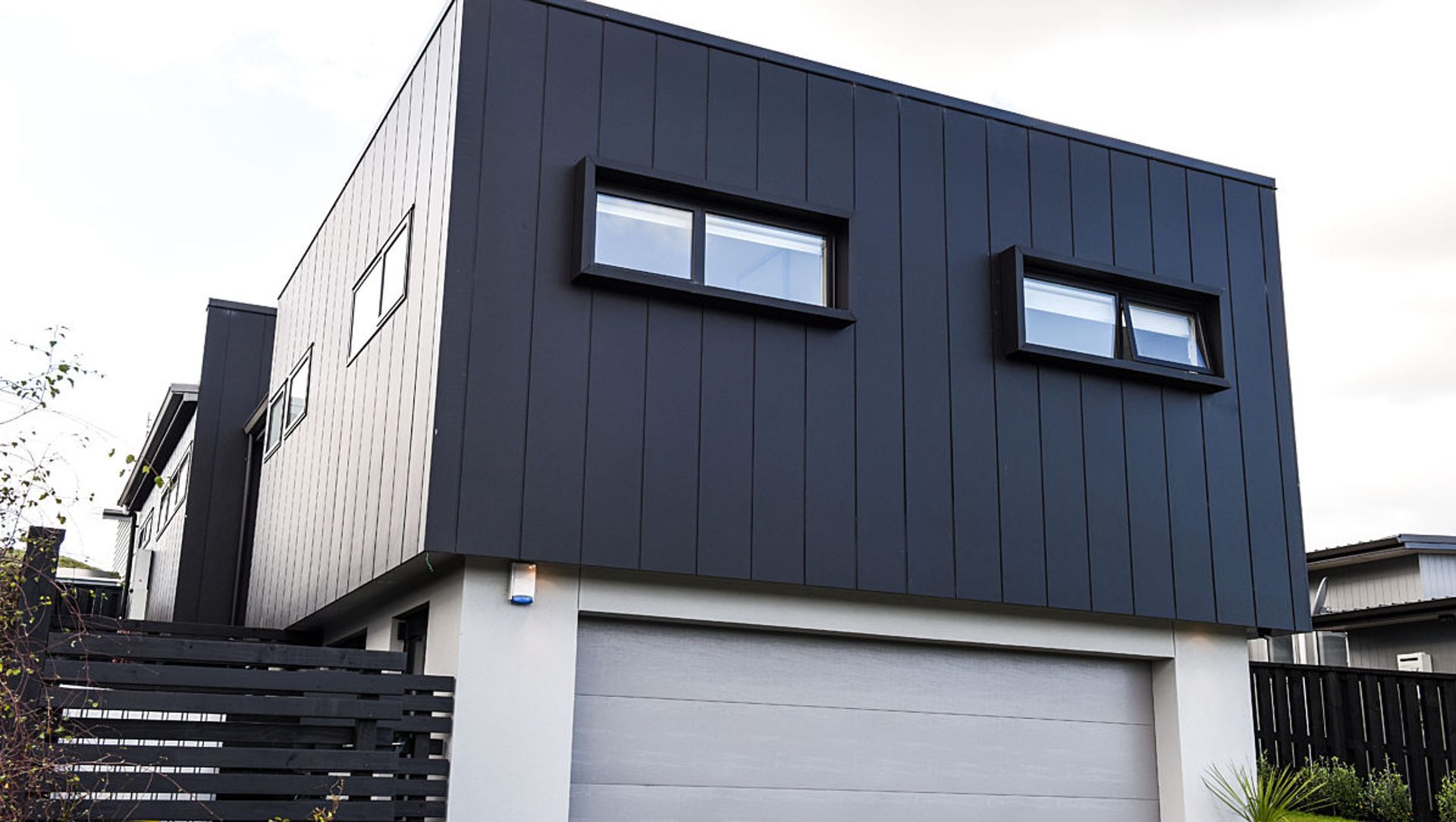 Ultra Sleek Vertical Cladding, Pukekohe banner