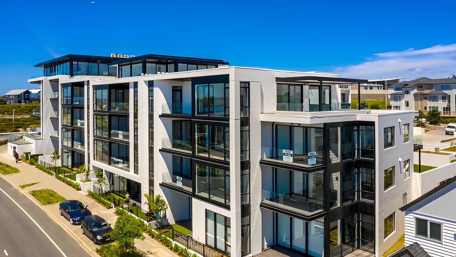 Cavalli Apartments banner