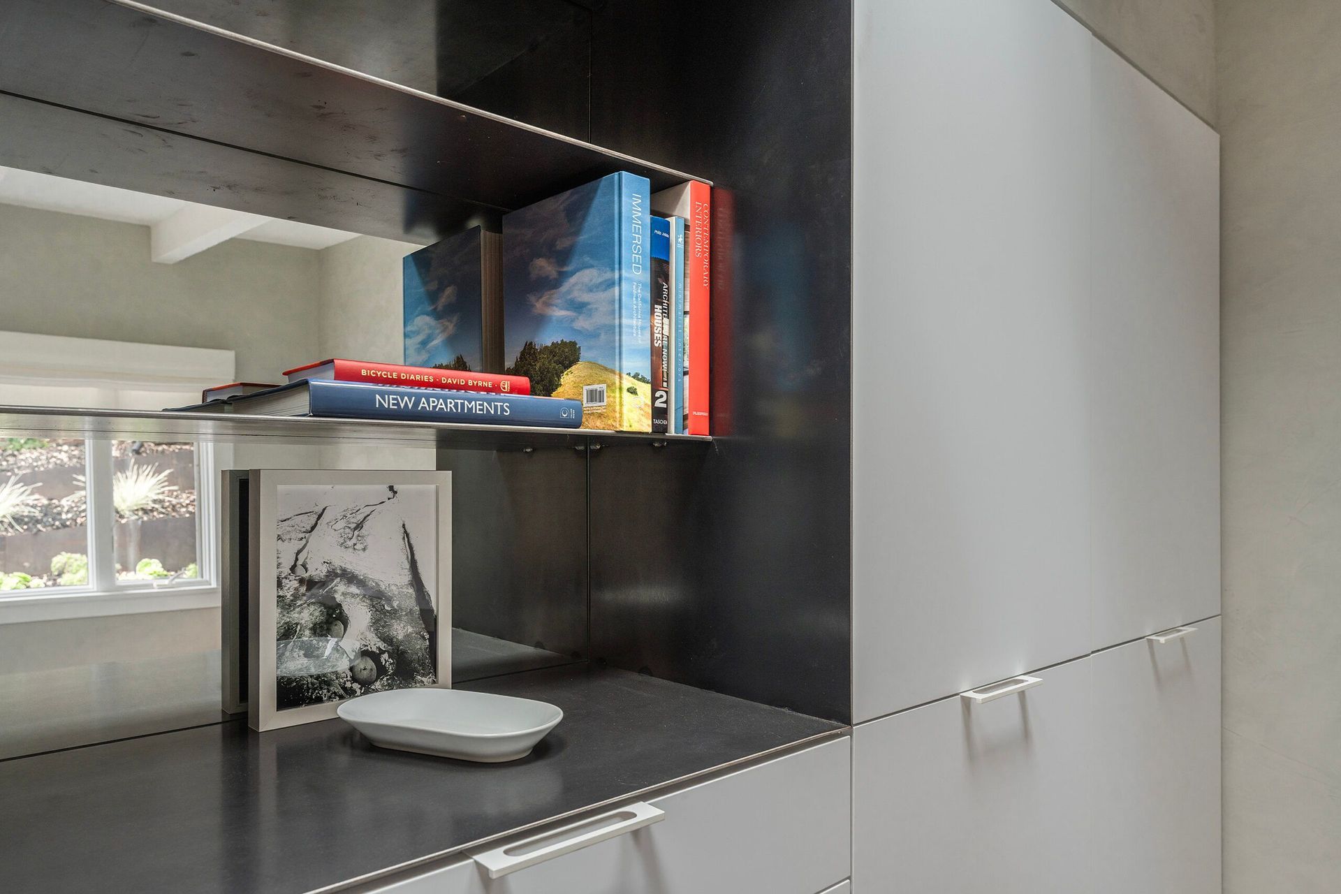 Lower-TrailCarmelZack-de-Vito-ArchitectureInterior-detail-steel-shelves-cabinets52Marlena-Montaney-scaled-1.jpg
