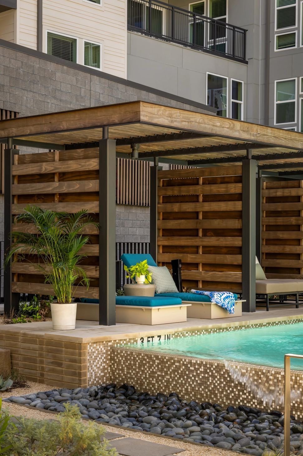 imgi21pool-cabana.jpg