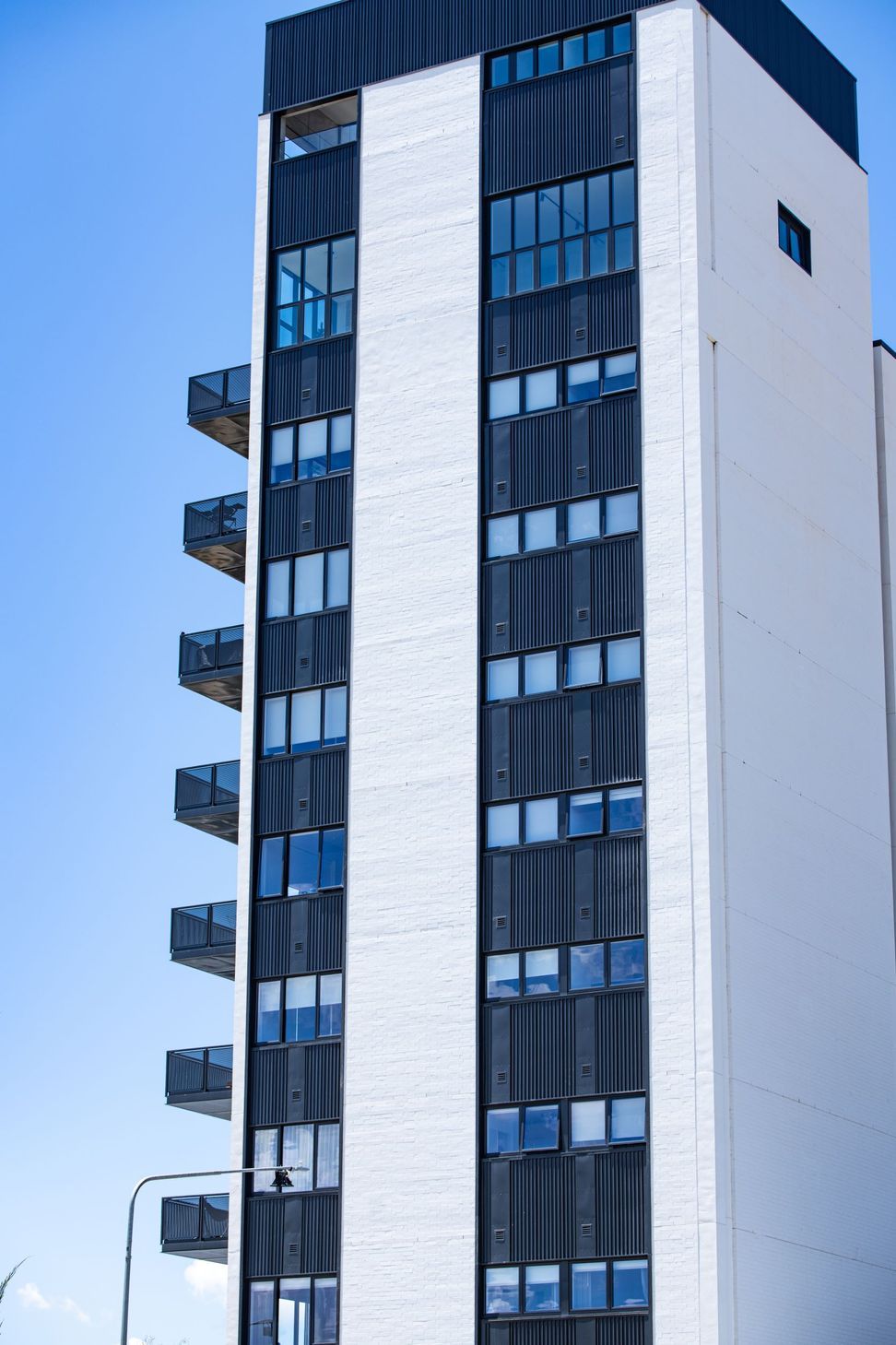 ACT-002Insulglass-LowE-Plus-image2.jpg
