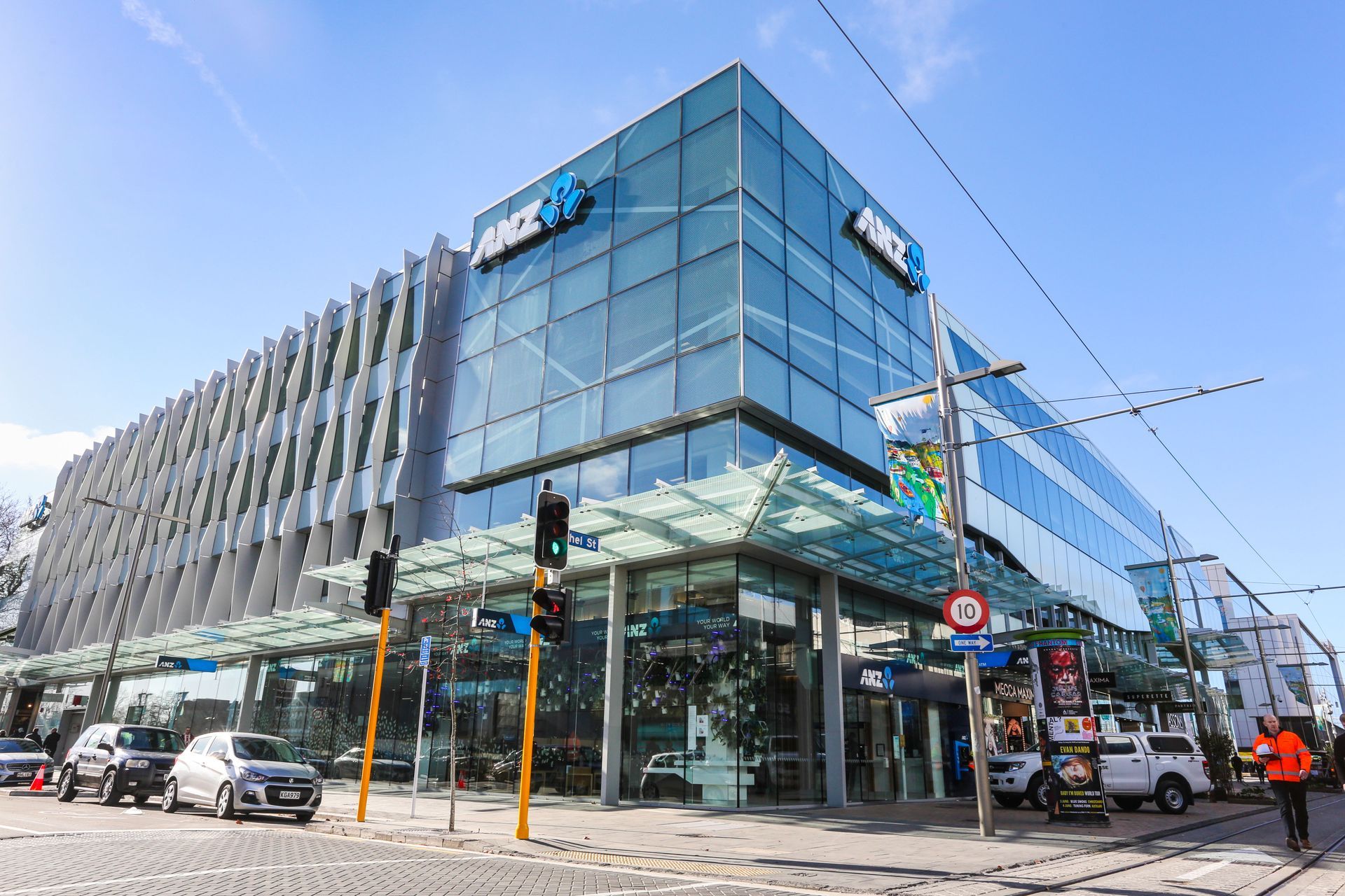 ANZ (Triangle Building)
