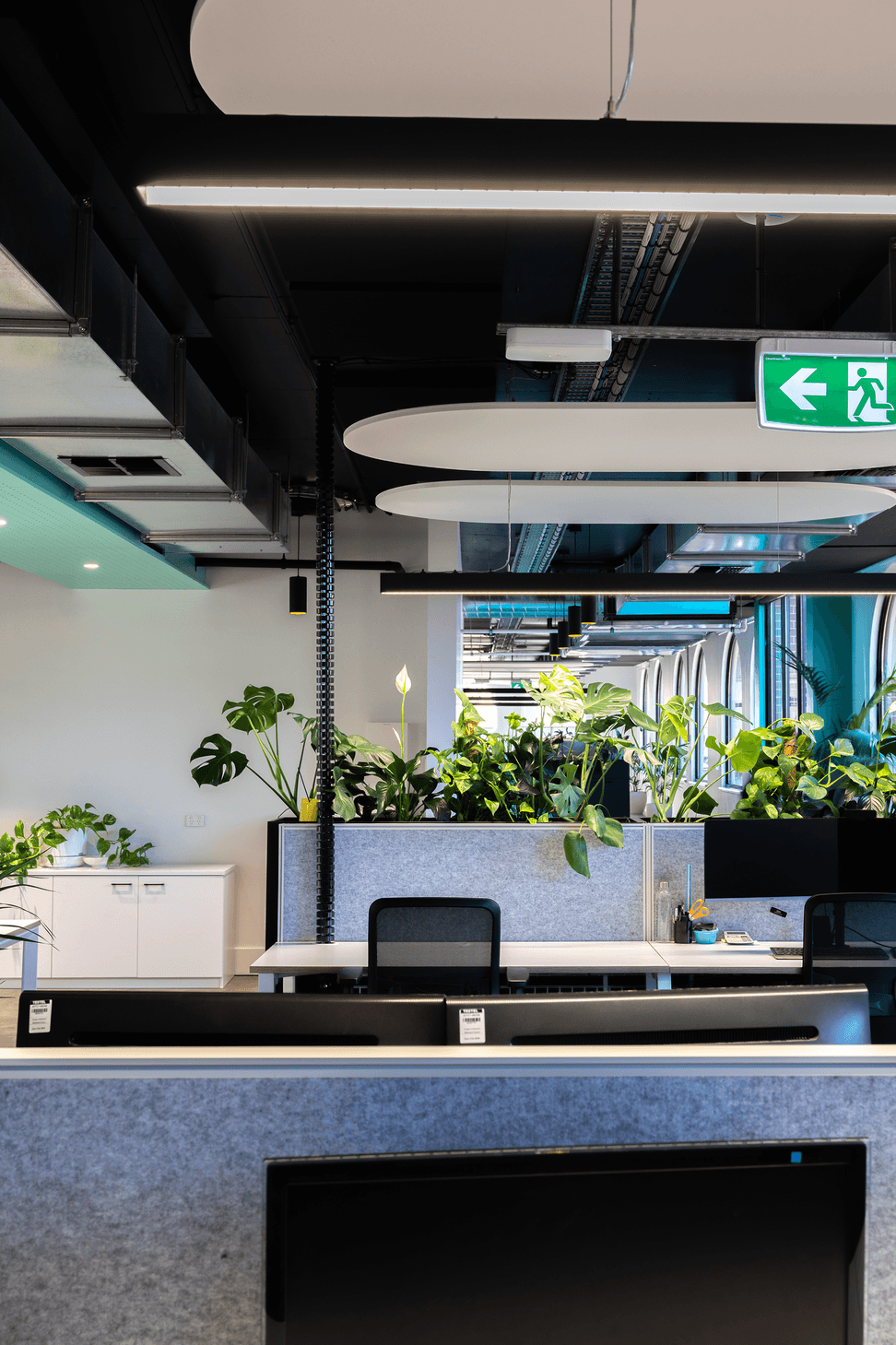 Photography: Andrew Purvis &amp; Unios Lighting