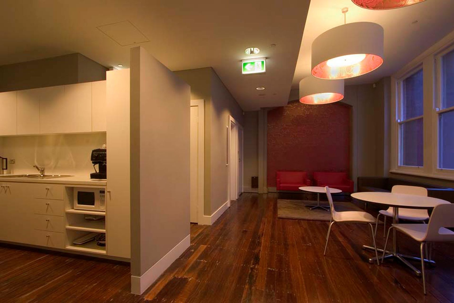 WAREHOUSE-OFFICE4.jpg
