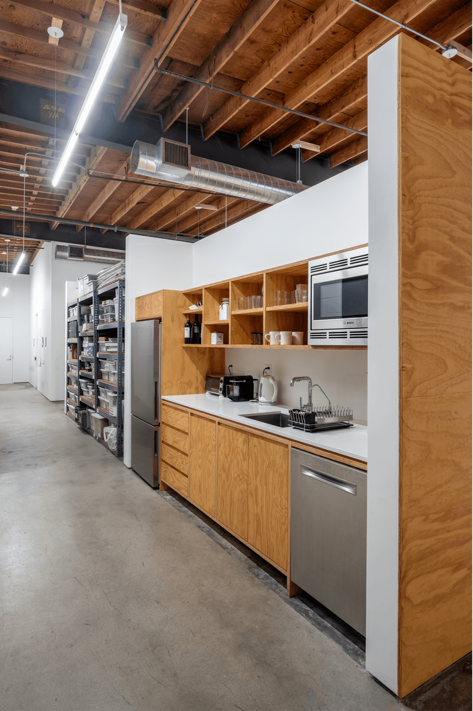 imgi8Kitchen-and-Conference-Room.png