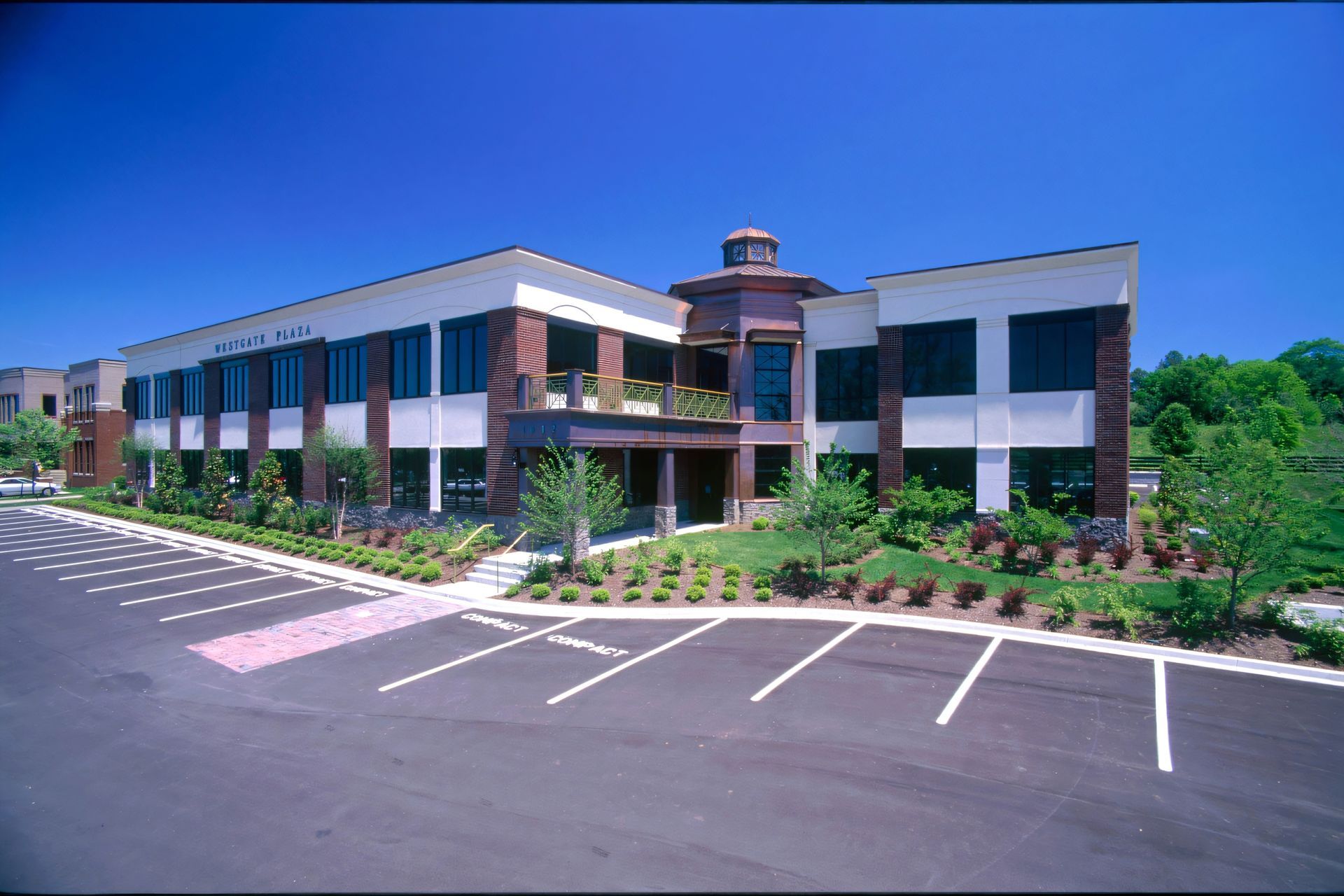 imgi9Westgate-Plaza-wide-ext-1-upscaled-by-StabilityAI.jpg