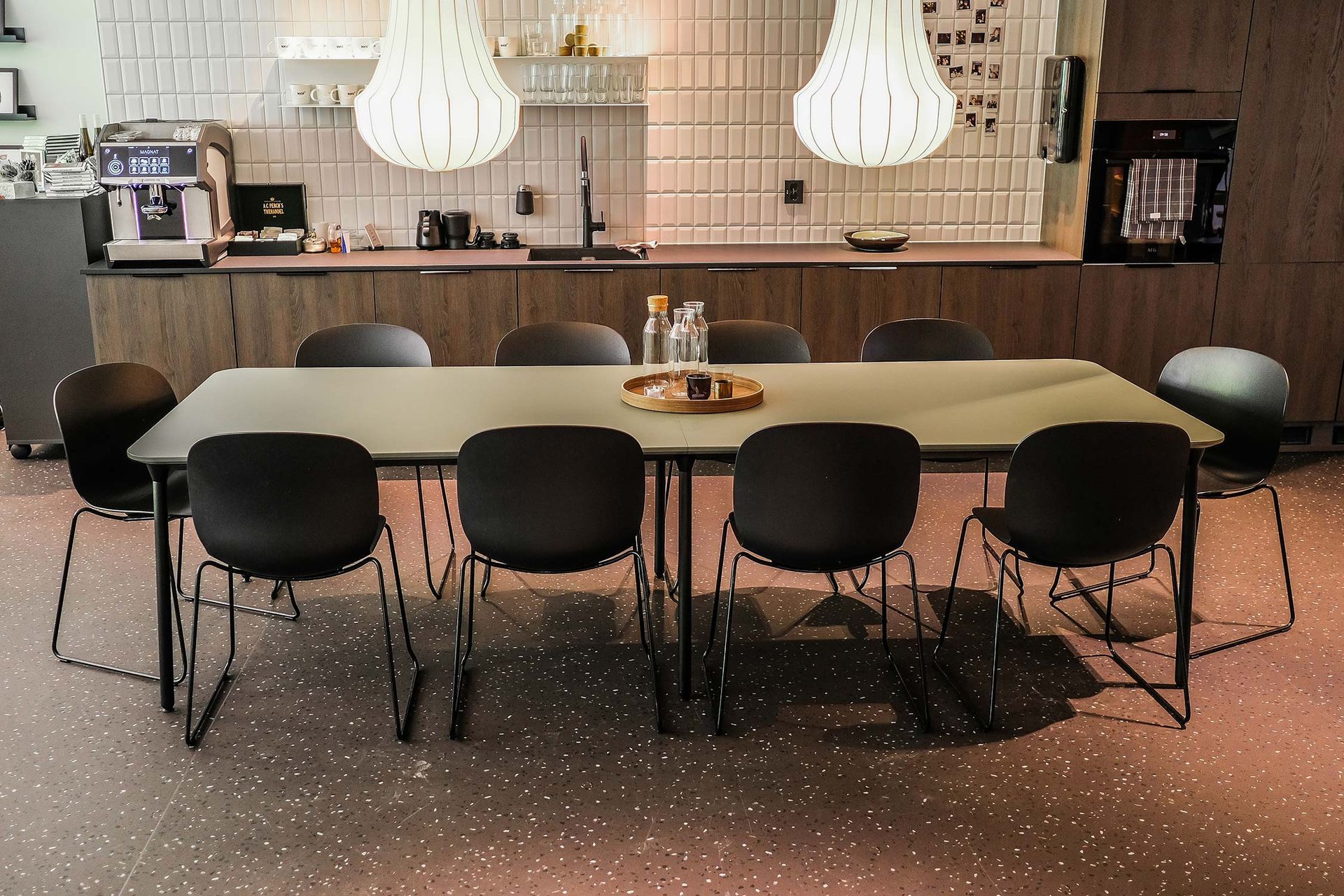 project-soco-oslo-rbm-noor-offecct-phoenix-shift-high-hag-celi04web.jpg