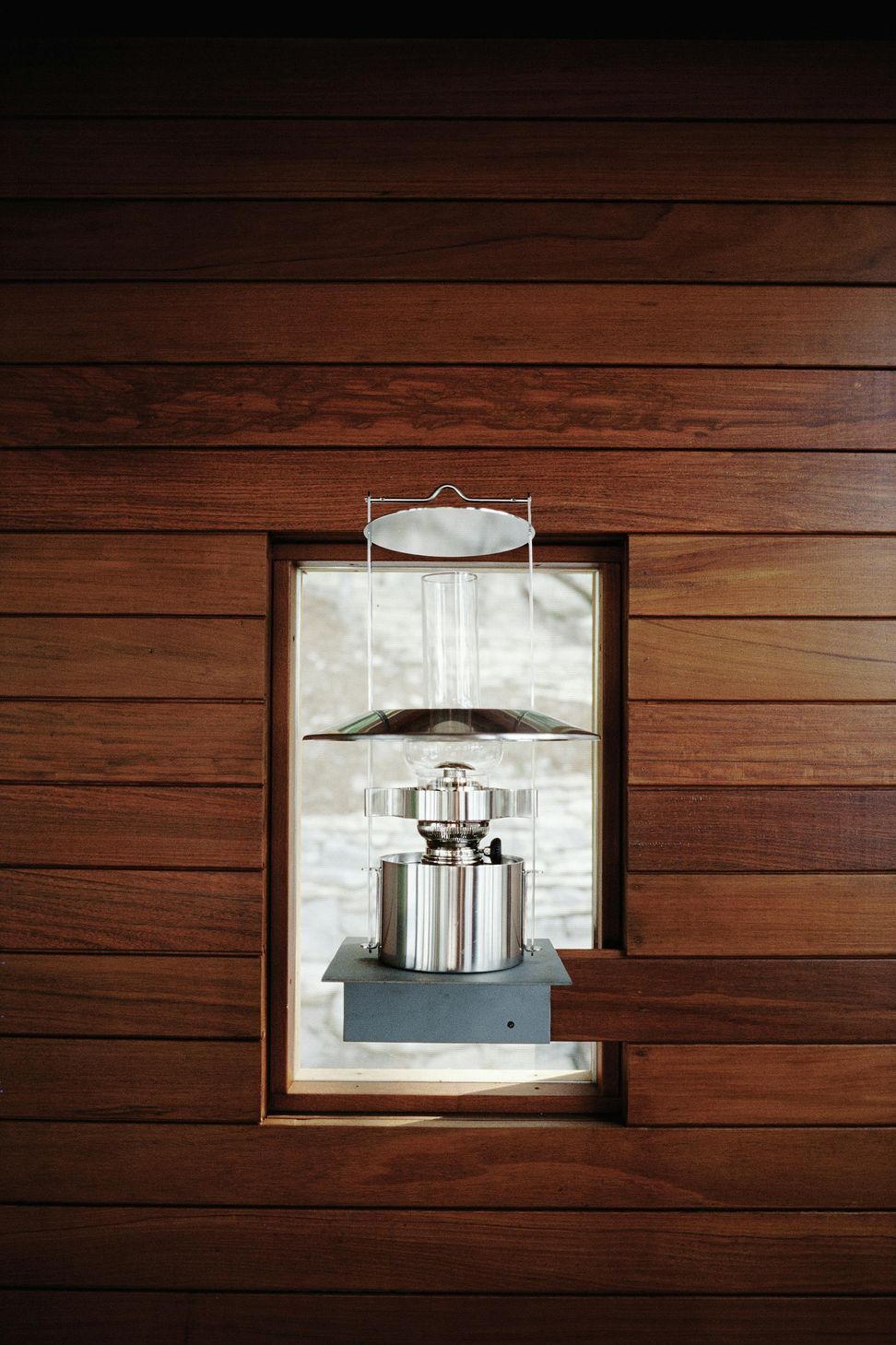 05LakeHousech50131B.jpg