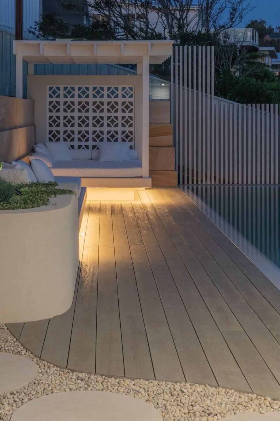 MillboardcompositedeckingluxuryPoolsoutdoorliving-7.jpg