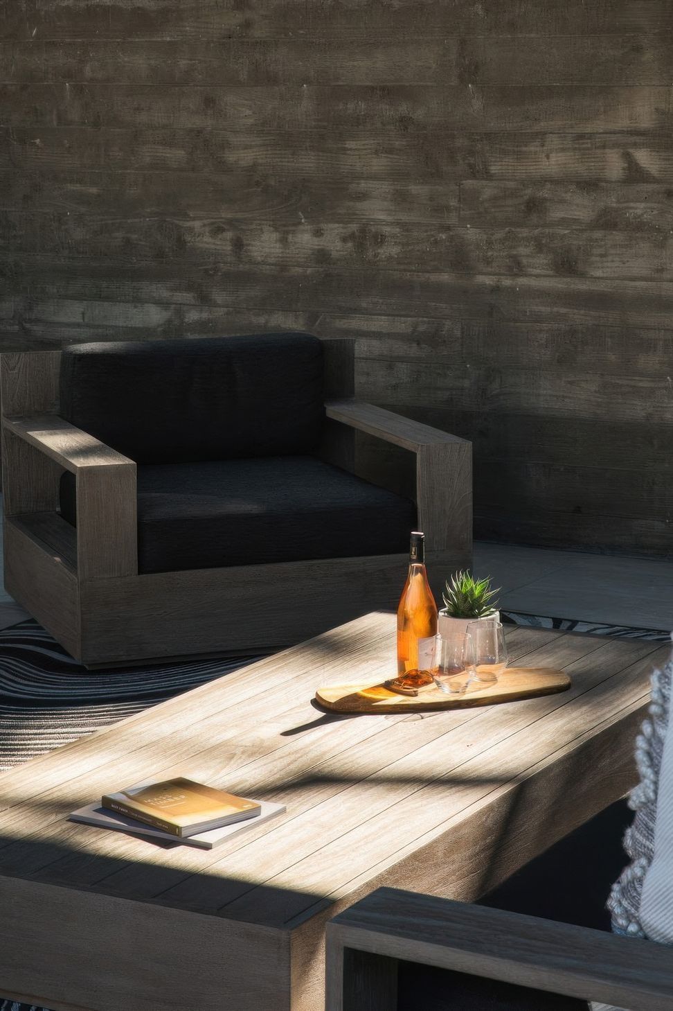 imgi12modern-covered-outdoor-seating-area-interior-furnishings-gigapixel-standard-v2-2x.jpg