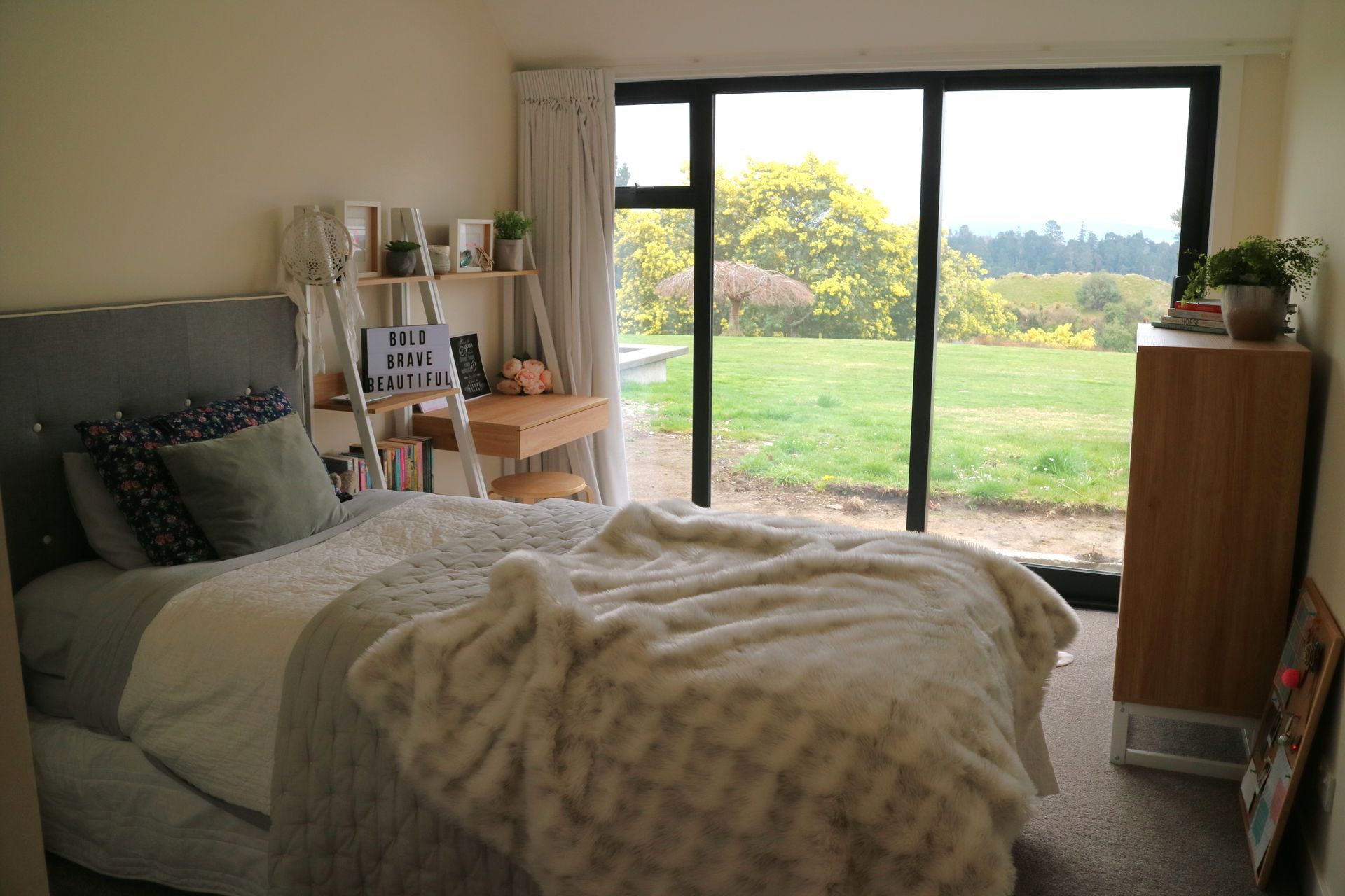 Gladstone Road Home