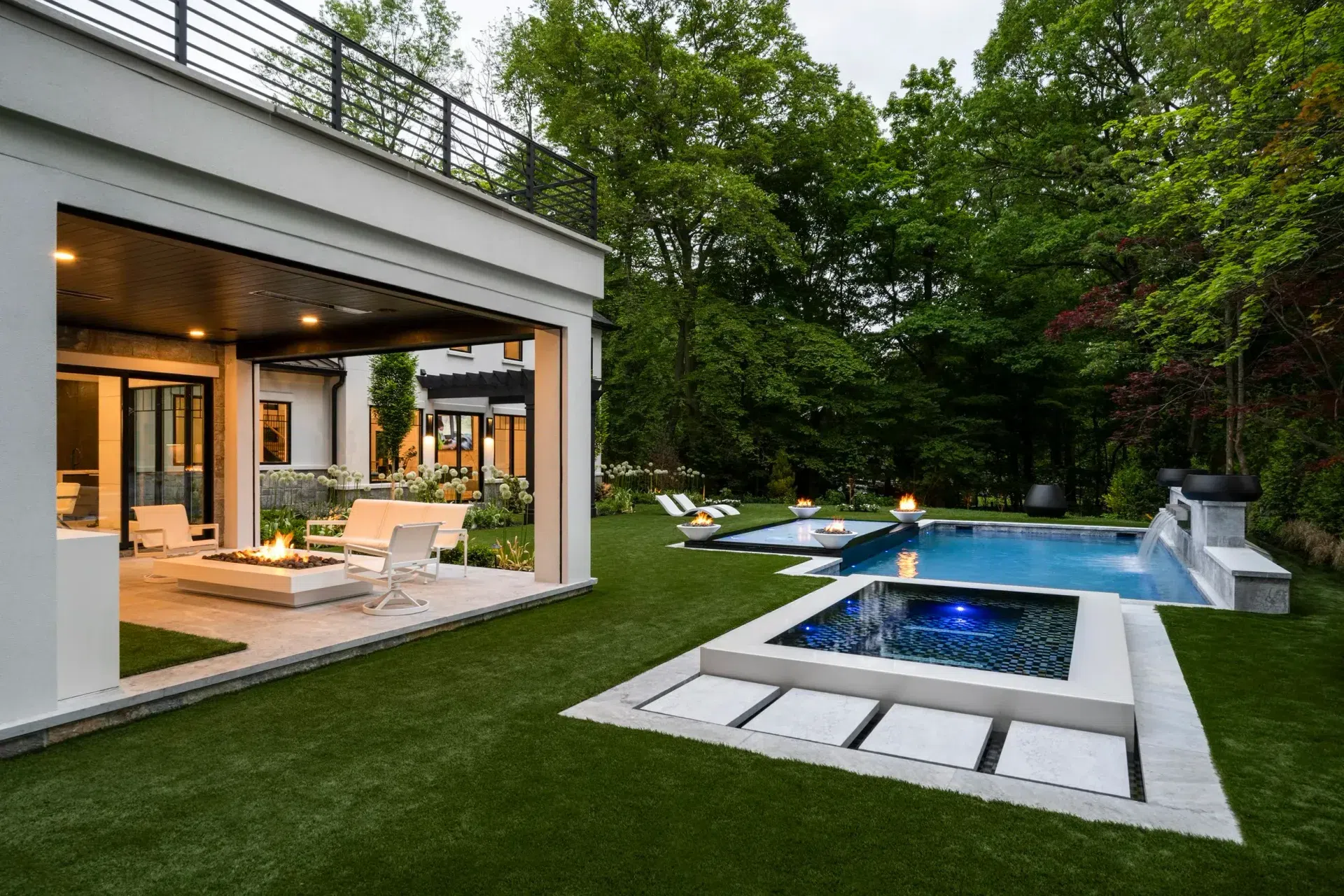 ClosterHome28829.webp