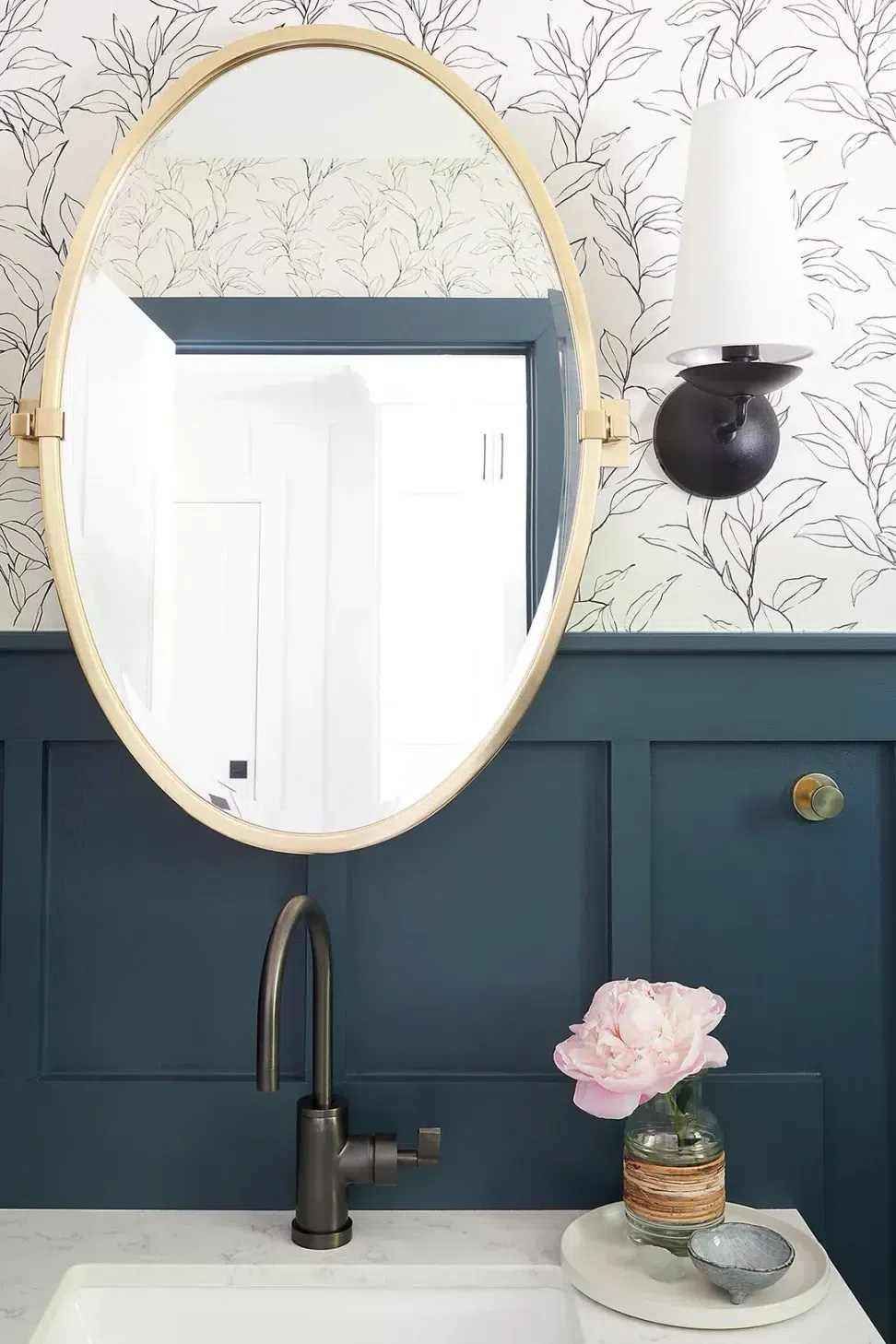 custom-bathroom-oval-mirror-wallpaper-design-Philadelphia-Mainline-PA.webp